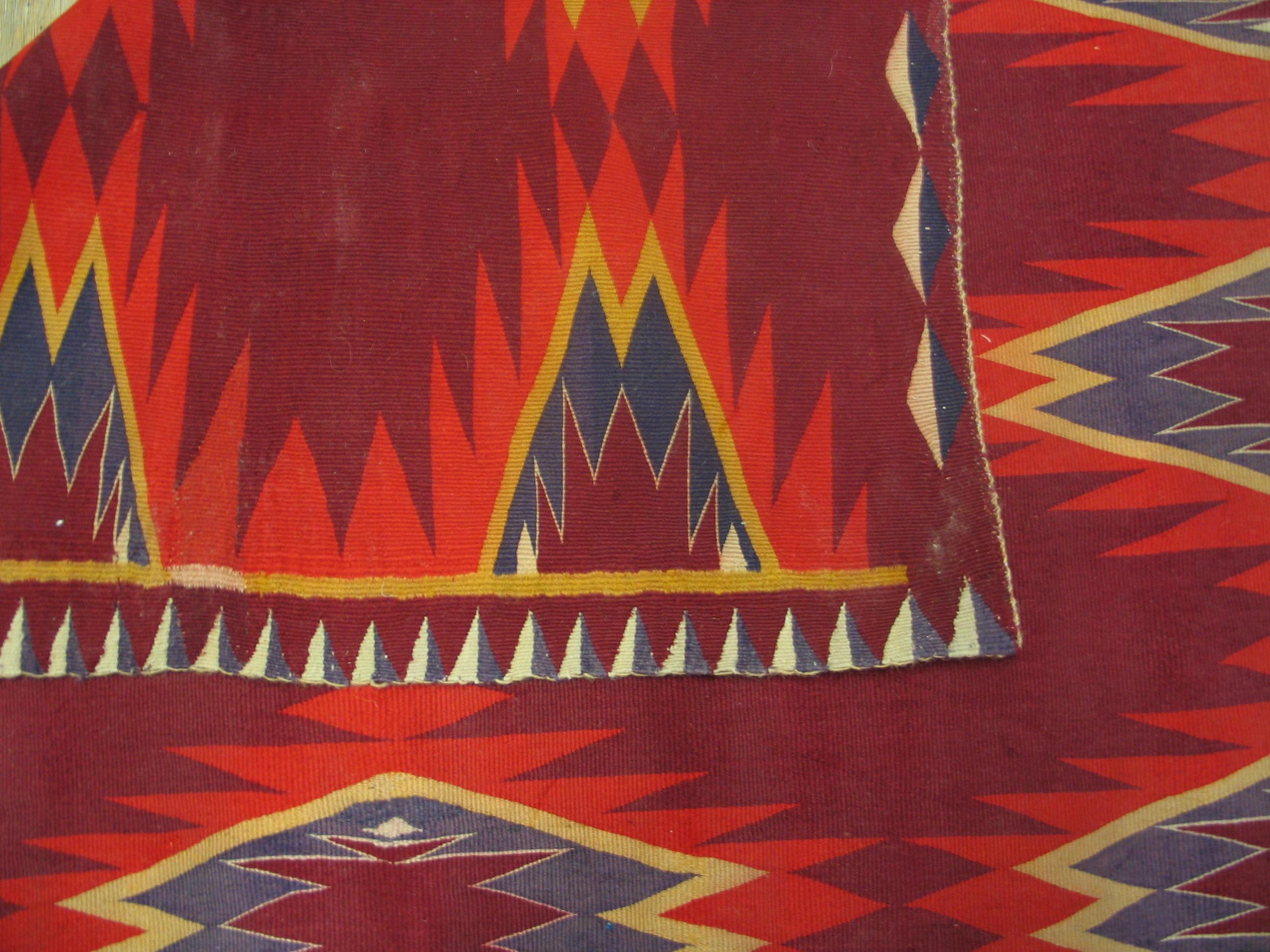 Late 19th Century American Navajo Germantown Carpet ( 4' x 6' - 122 x 183 ) For Sale 3