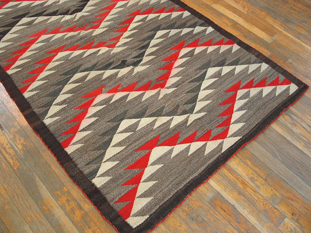 Hand-Woven Early 20th Century American Navajo Carpet ( 3'9