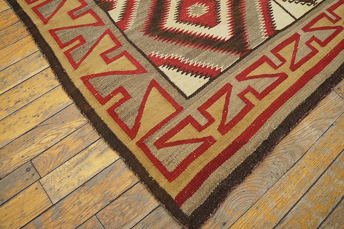 Amerikanischer Navajo-Teppich aus dem frühen 20. Jahrhundert ( 4'9