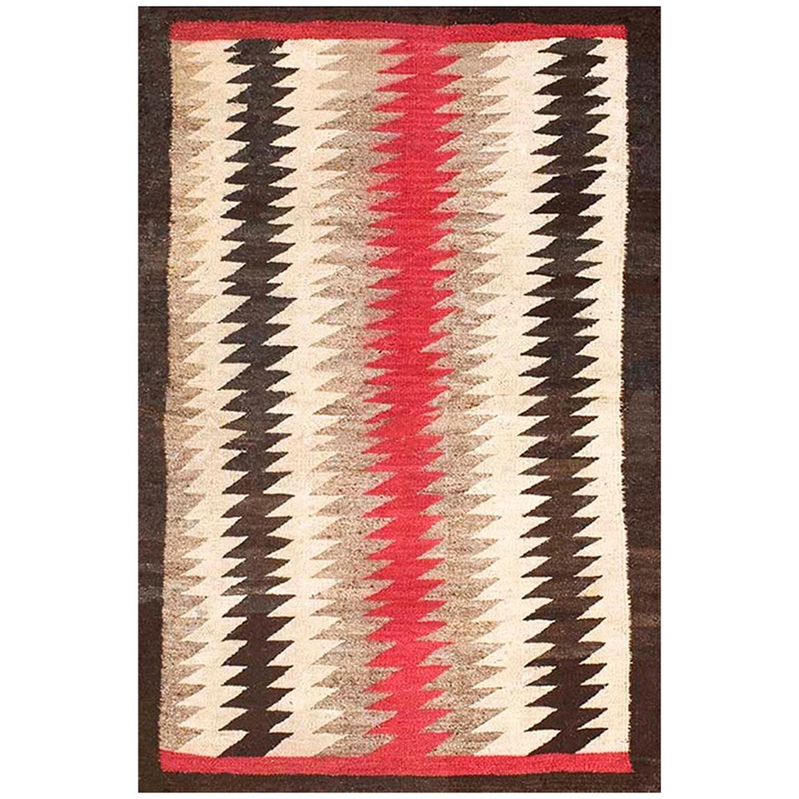 Early 20th Century American Navajo Eye Dazzler Rug ( 3'1" x 4'7" - 94 x 140 )