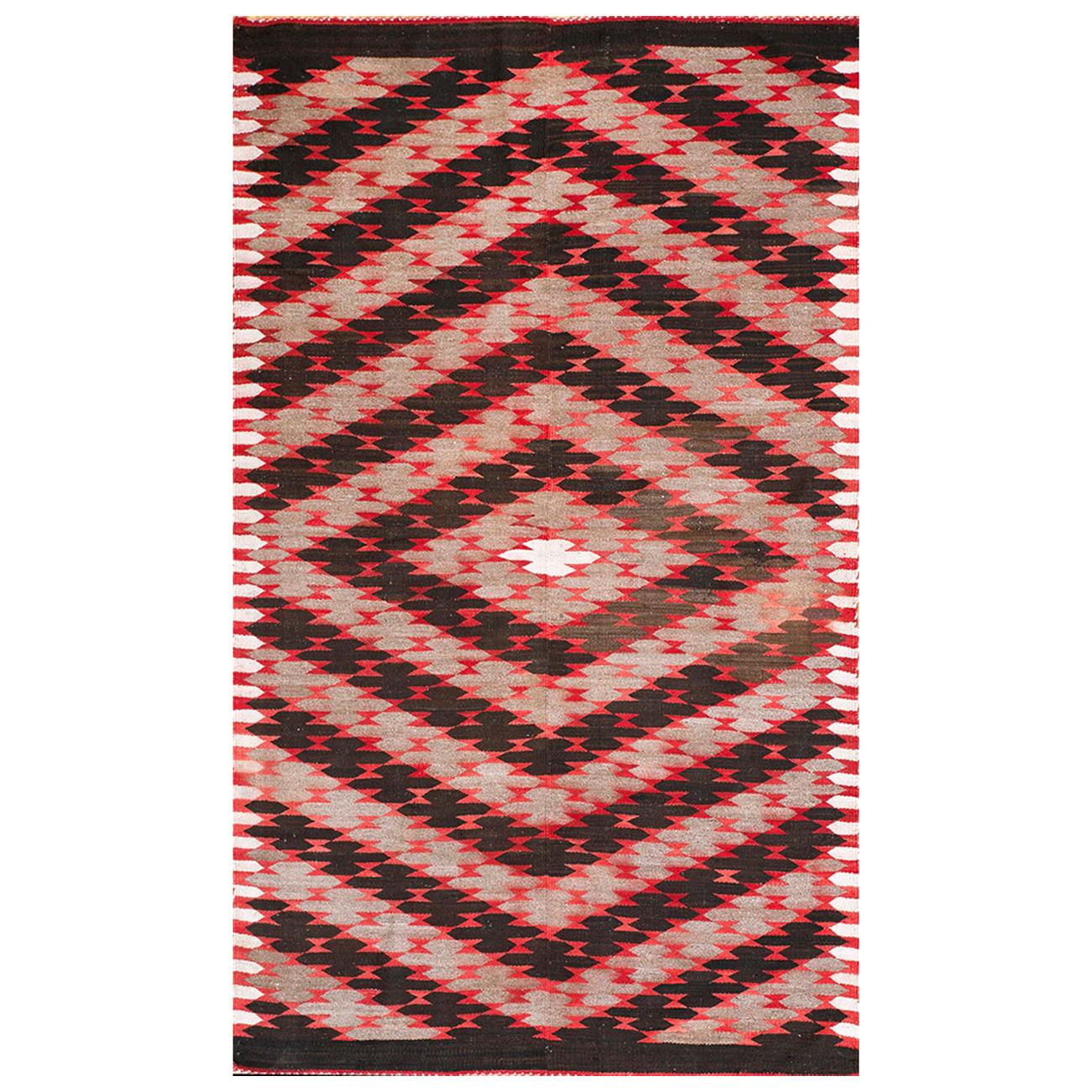 Early 20th Century Navajo Rio Grande Carpet ( 4'6" x 7'8" - 137 x 234 )