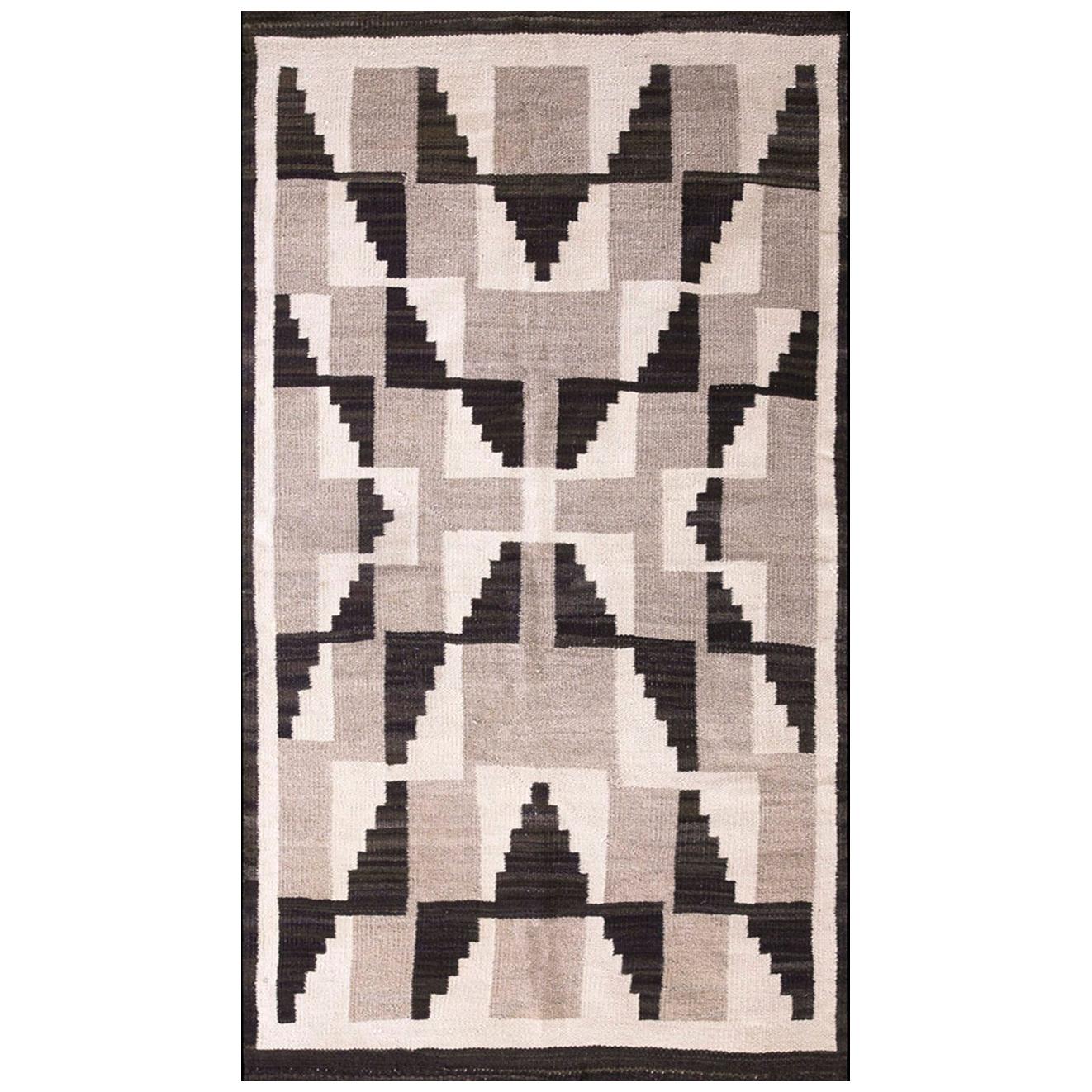Early 20th Century American Navajo Carpet ( 3' x 5'4" - 91 x 163 )