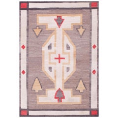 Amerikanischer Navajo-Teppich des frühen 20. Jahrhunderts ( 3'10" x 5'8" - 117 x173)