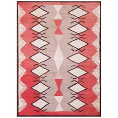 Navajo-Teppich des frühen 20. Jahrhunderts ( 4'2" x 5'7" - 127 x 170)