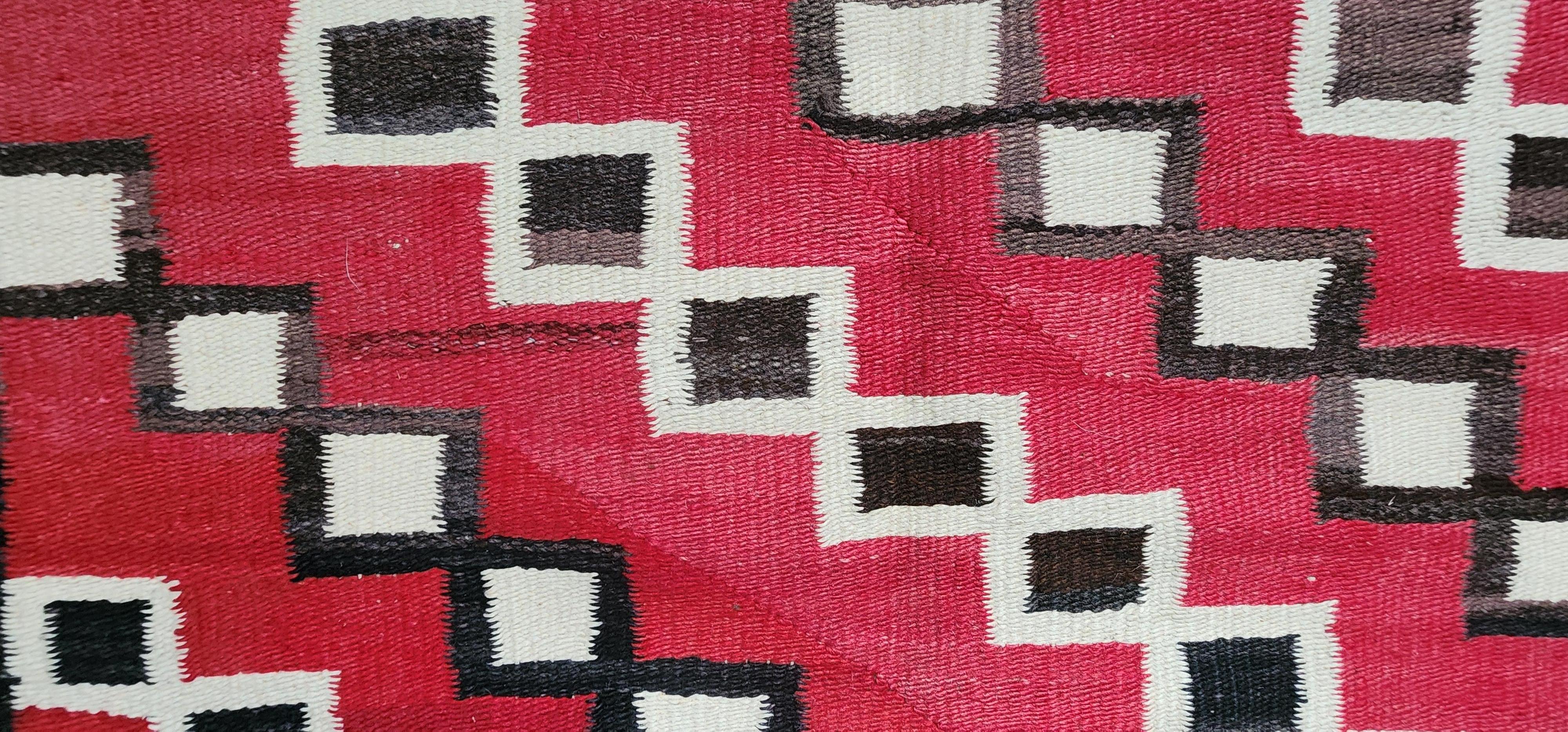 Antique Navajo Weaving Circa 1890 For Sale 3