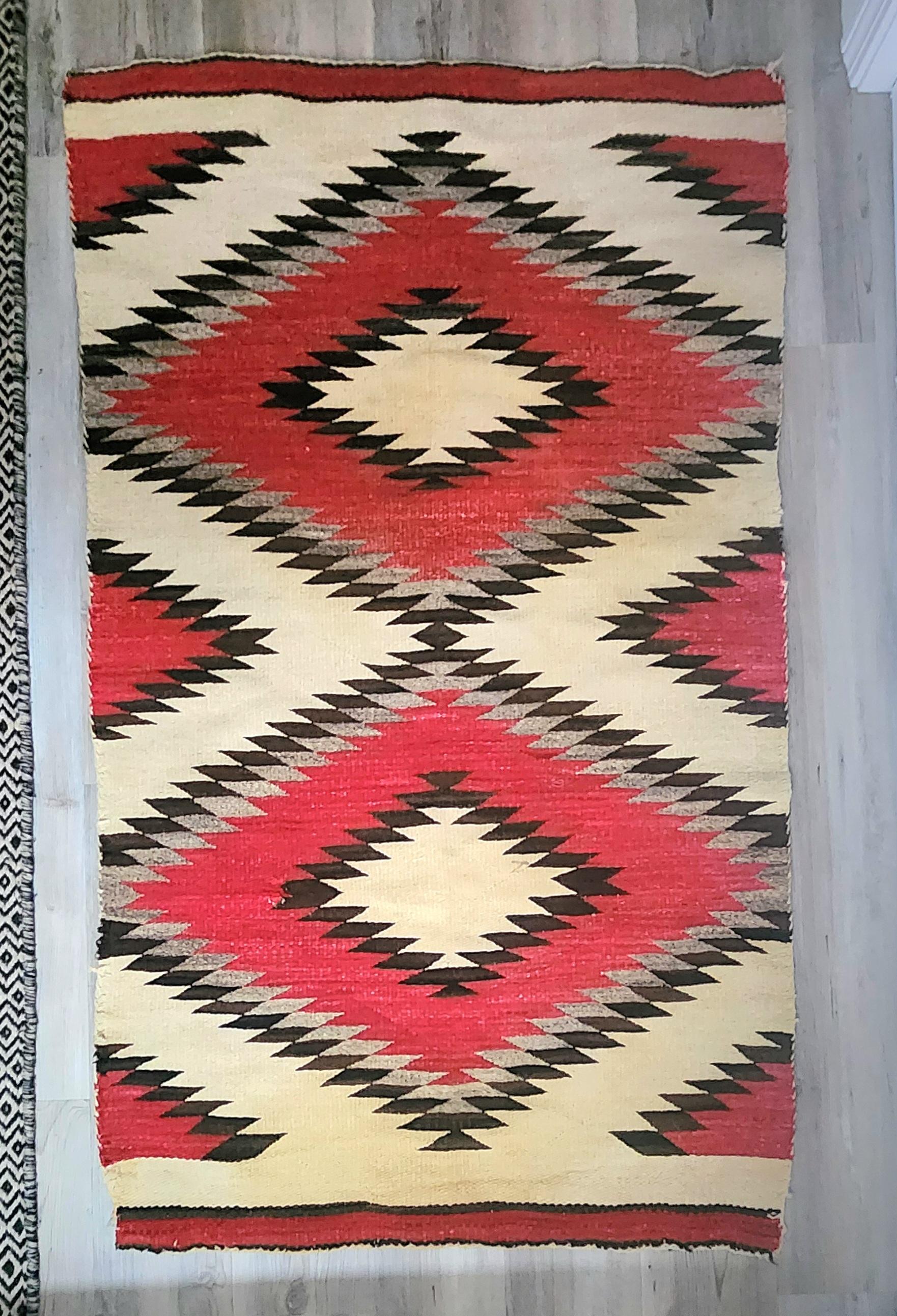 Antique Navajo Weaving Circa 1910 For Sale 3