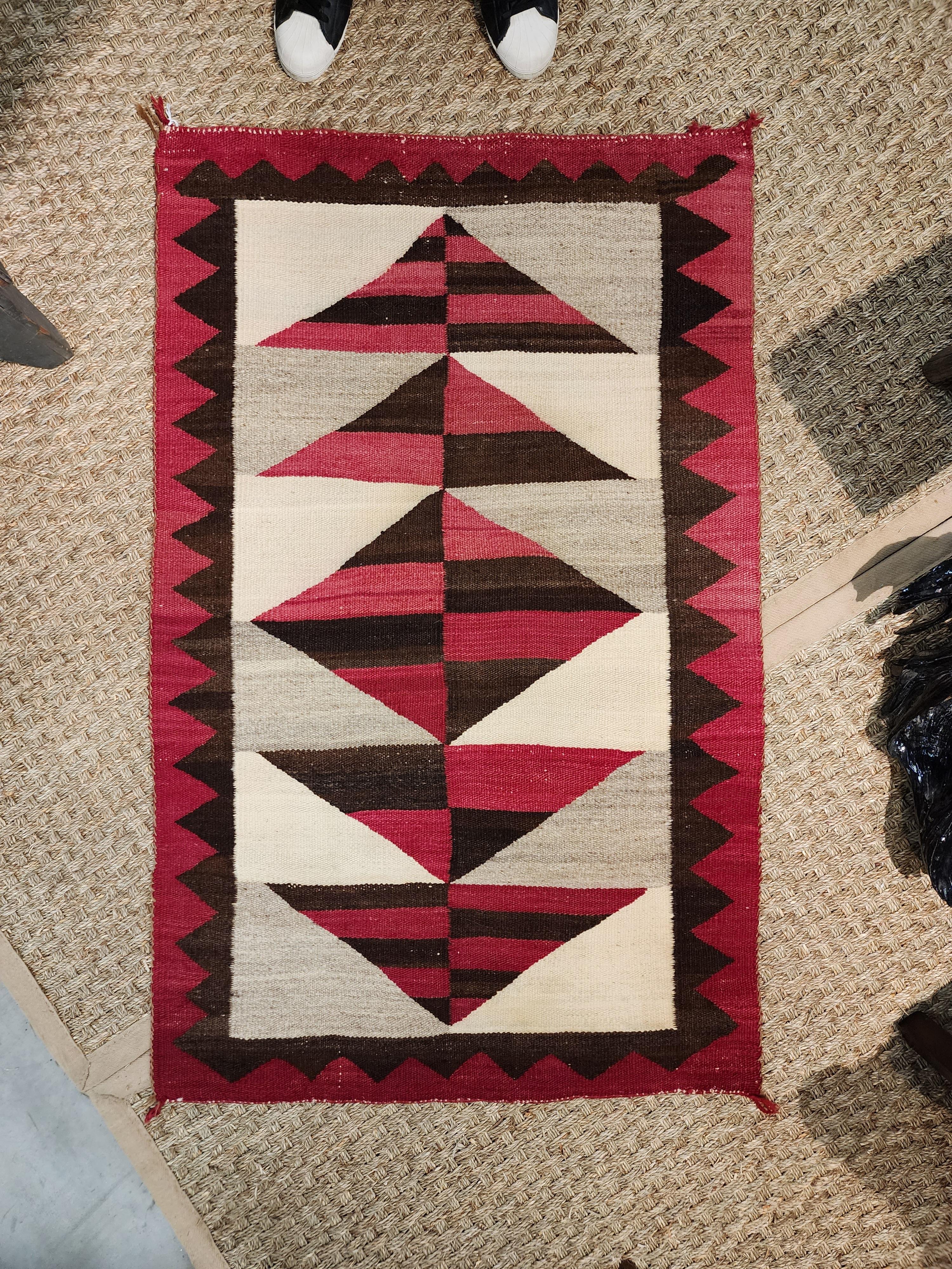 Antique Navajo Weaving Late 19th Century For Sale 1