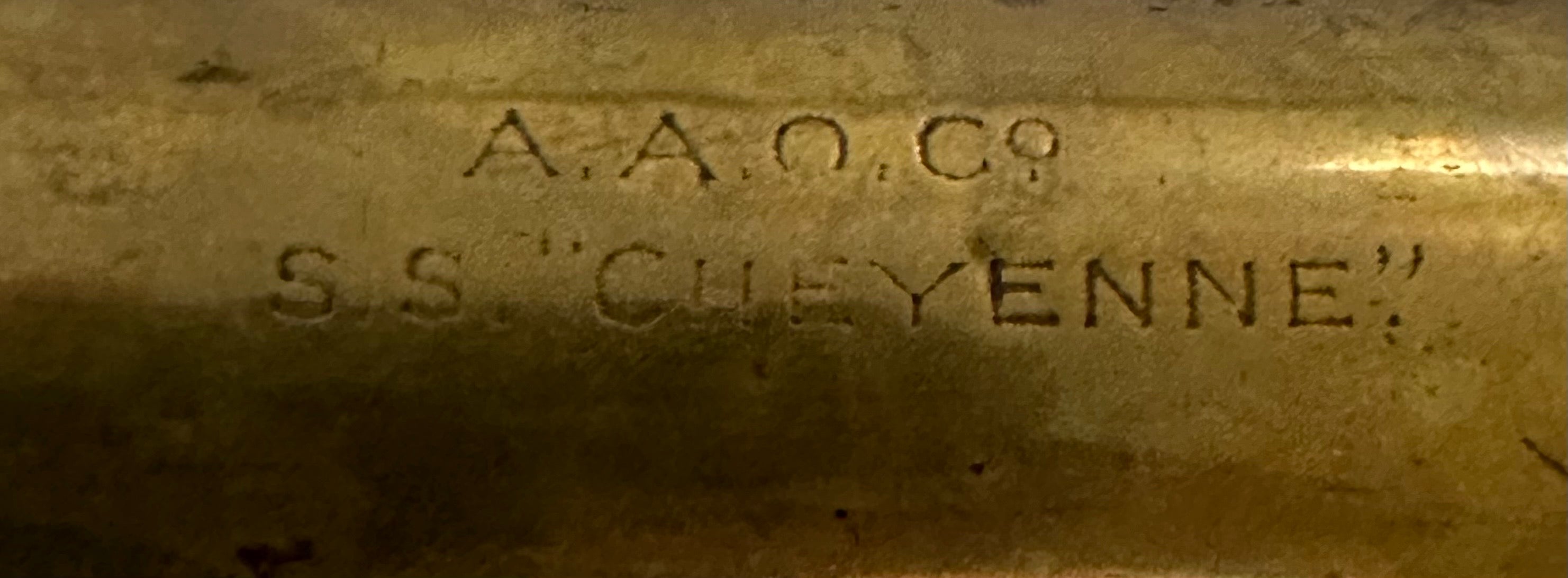 XX secolo Antico telescopio navale marittimo in ottone di Kelvin White & Hutton per la USS Cheyenne in vendita