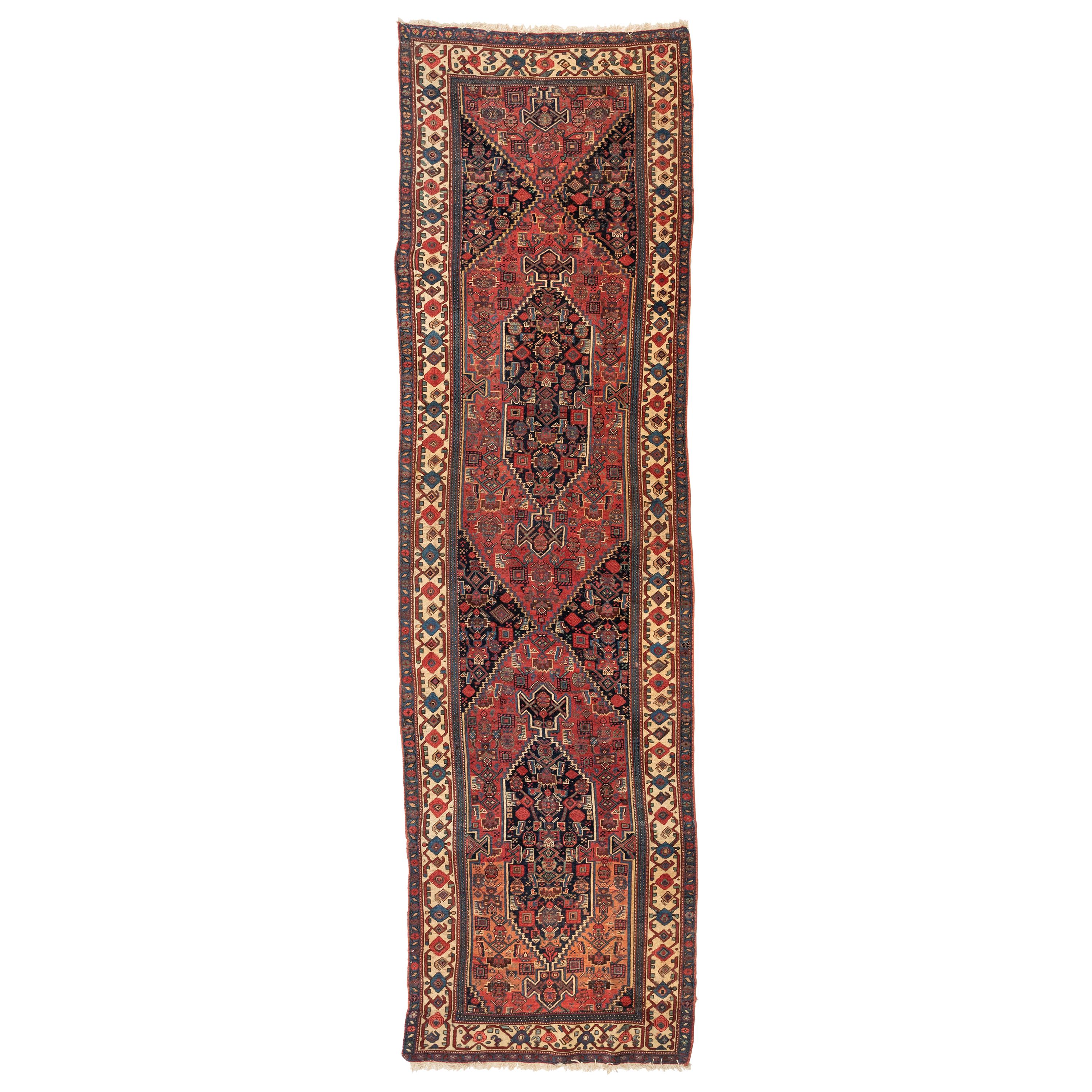 Tapis de couloir persan Bijar tribal géométrique bleu marine et ivoire ancien, vers 1900