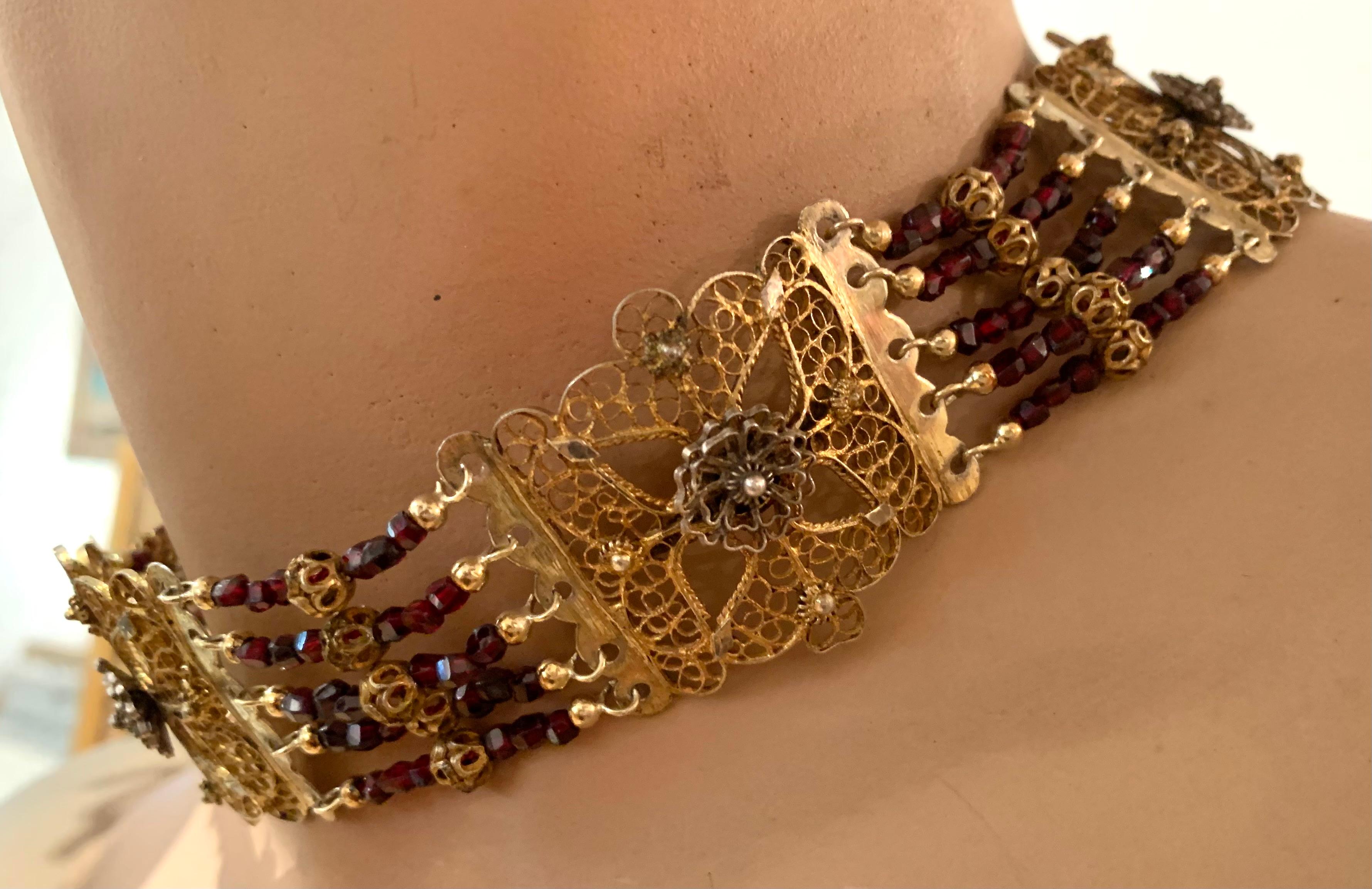 Women's Antique Necklace Choker Silver Guilt Filigree Facetted Garnet Beads For Sale