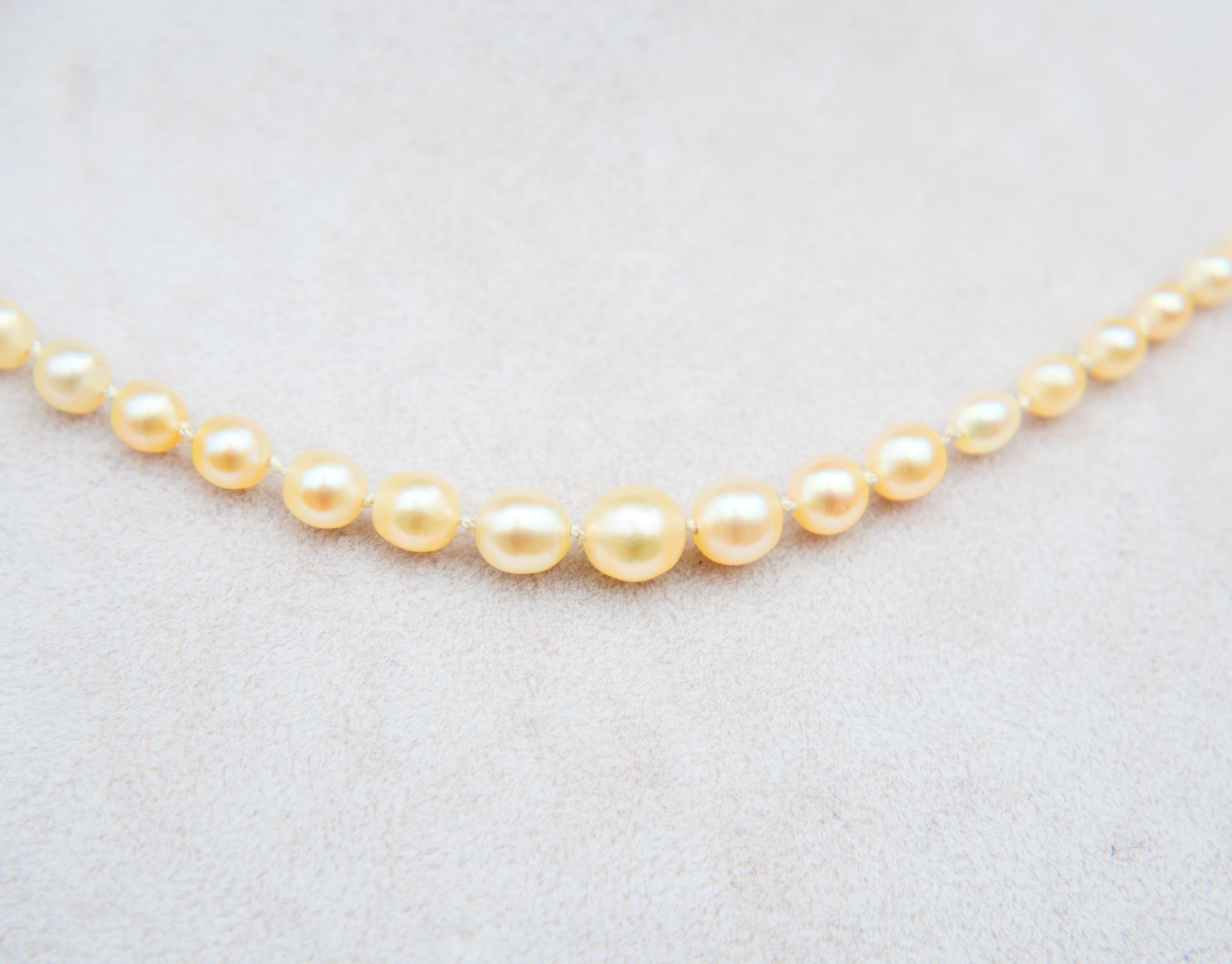 Antique Necklace Natural Pearls Diamonds Emeralds solid 18K Gold /40cm/ 5.6gr For Sale 1