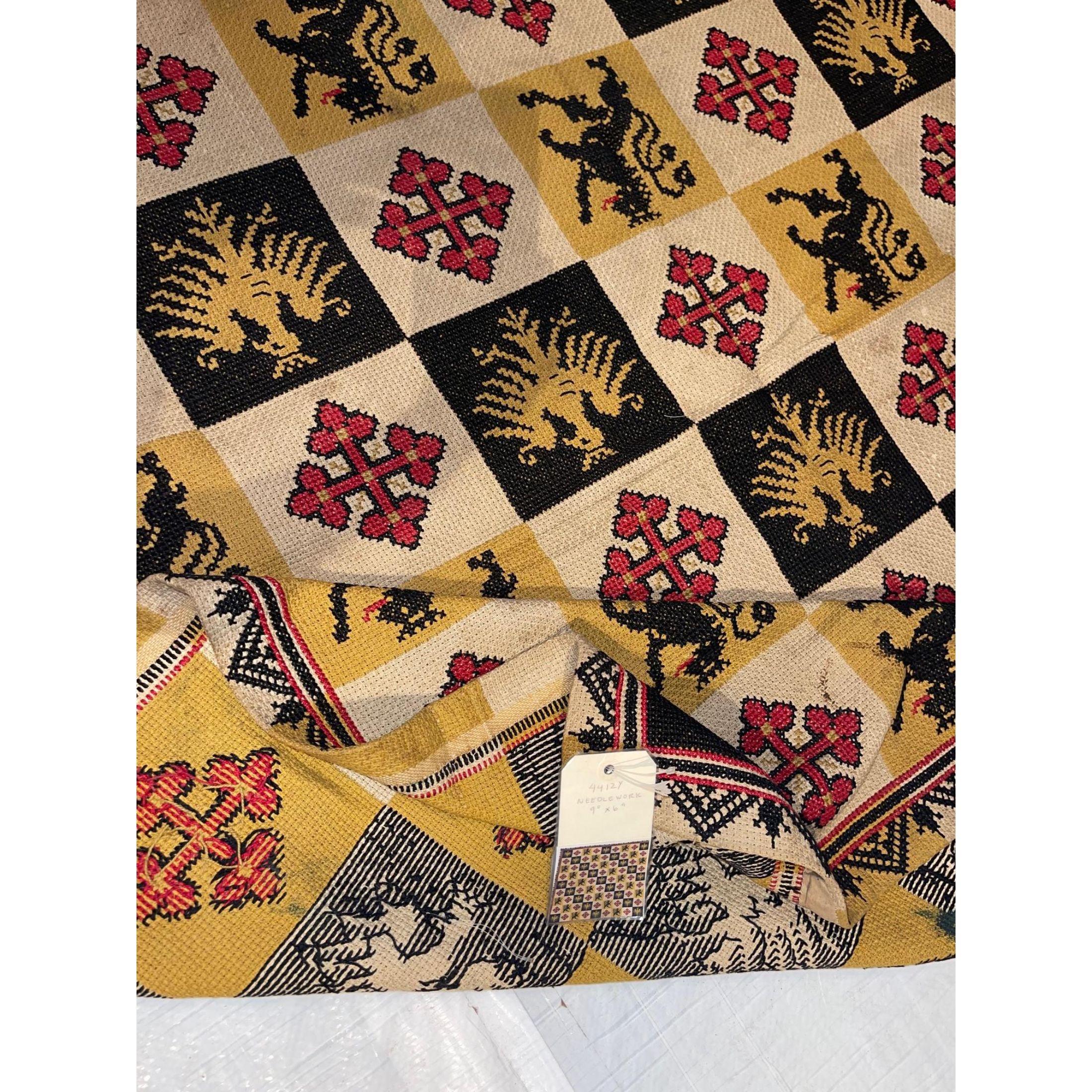 Antike Handarbeit Tierdruck Design Teppich (Asiatisch) im Angebot