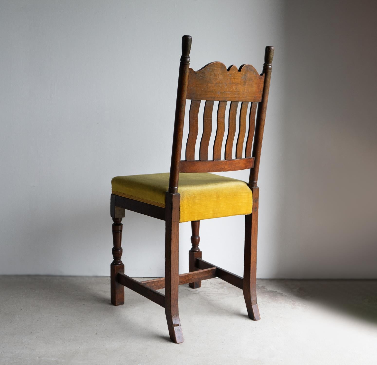 Chaise d'appoint néo-gothique d'Alfred Waterhouse, fin du 19ème siècle en vente 6