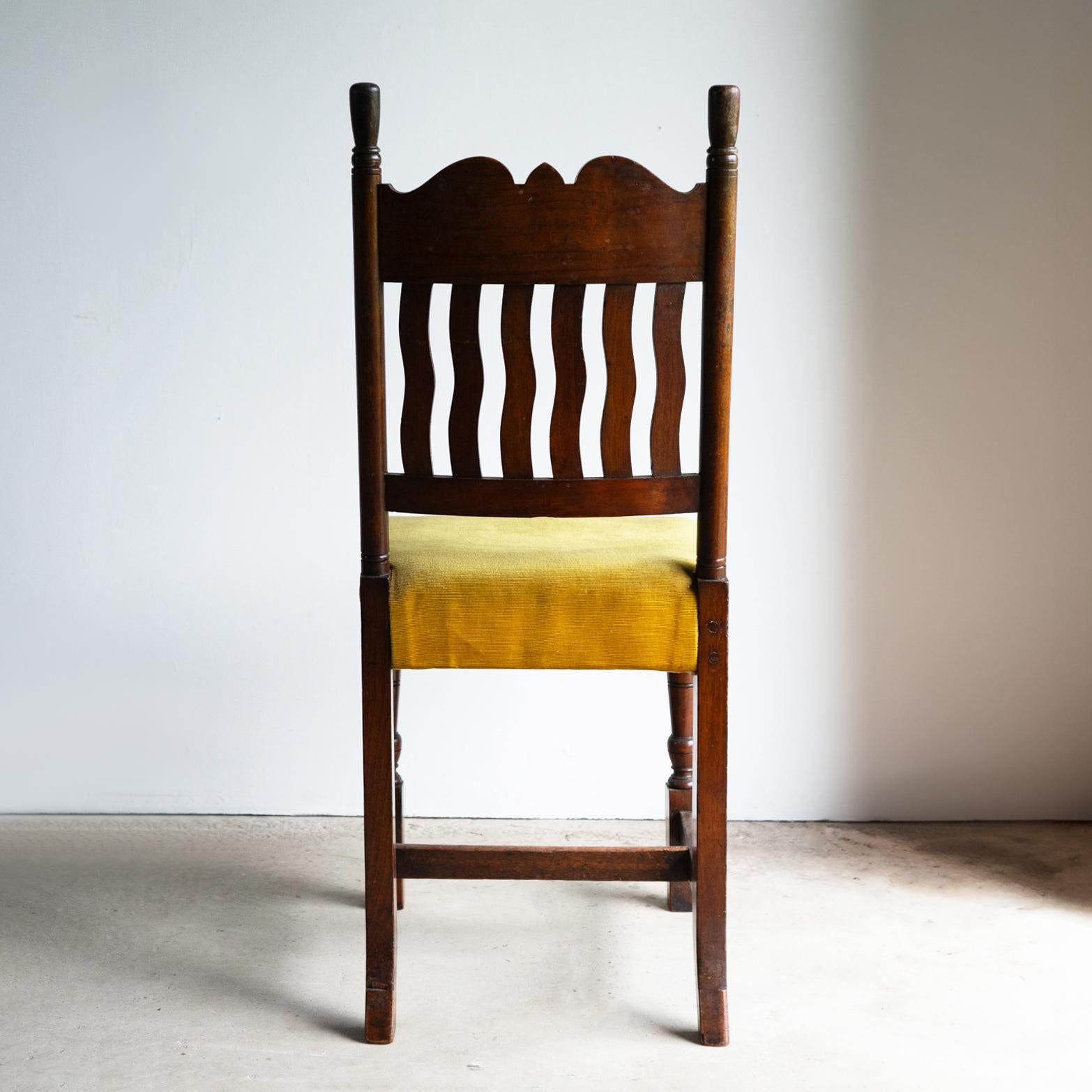 Chaise d'appoint néo-gothique d'Alfred Waterhouse, fin du 19ème siècle en vente 7