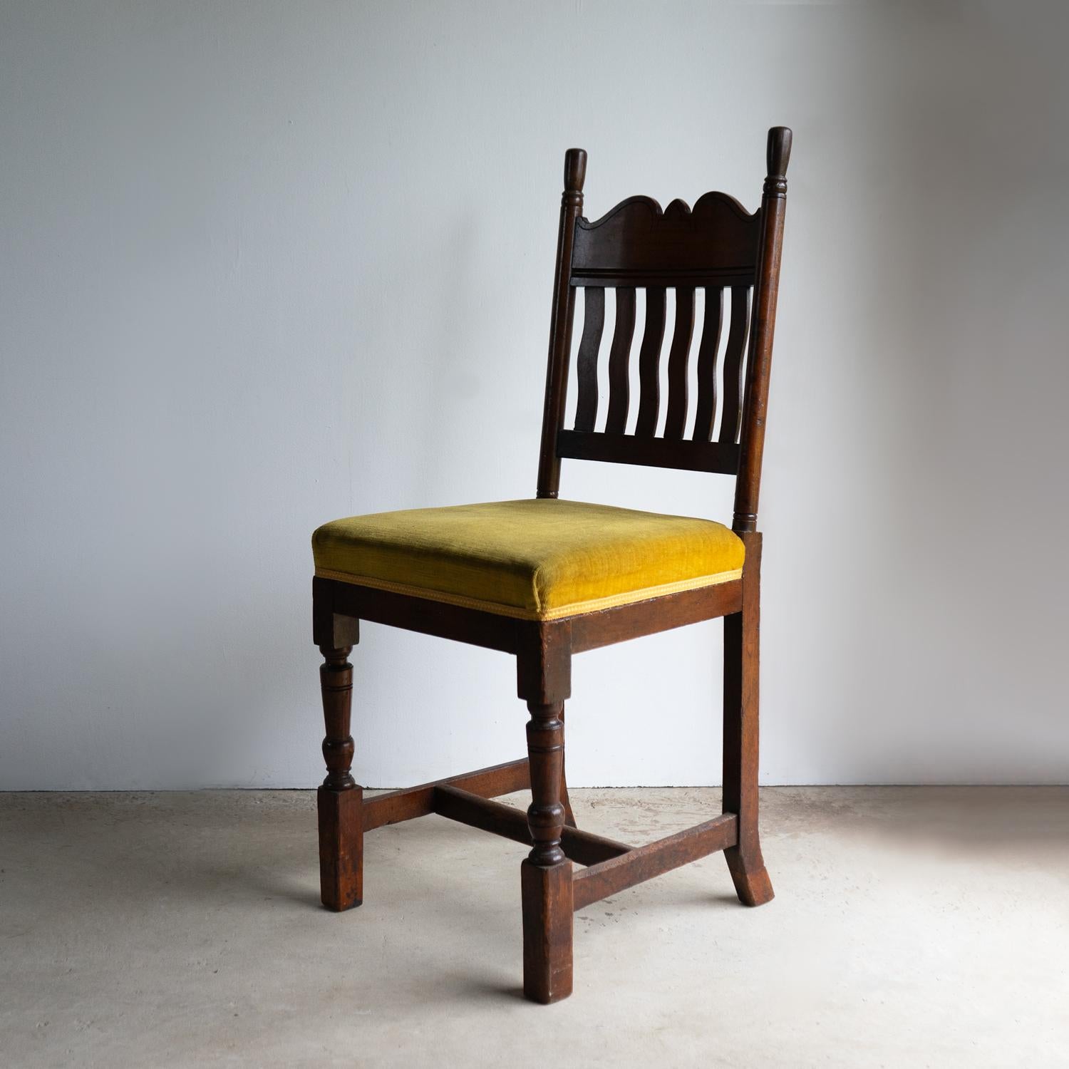 Britannique Chaise d'appoint néo-gothique d'Alfred Waterhouse, fin du 19ème siècle en vente