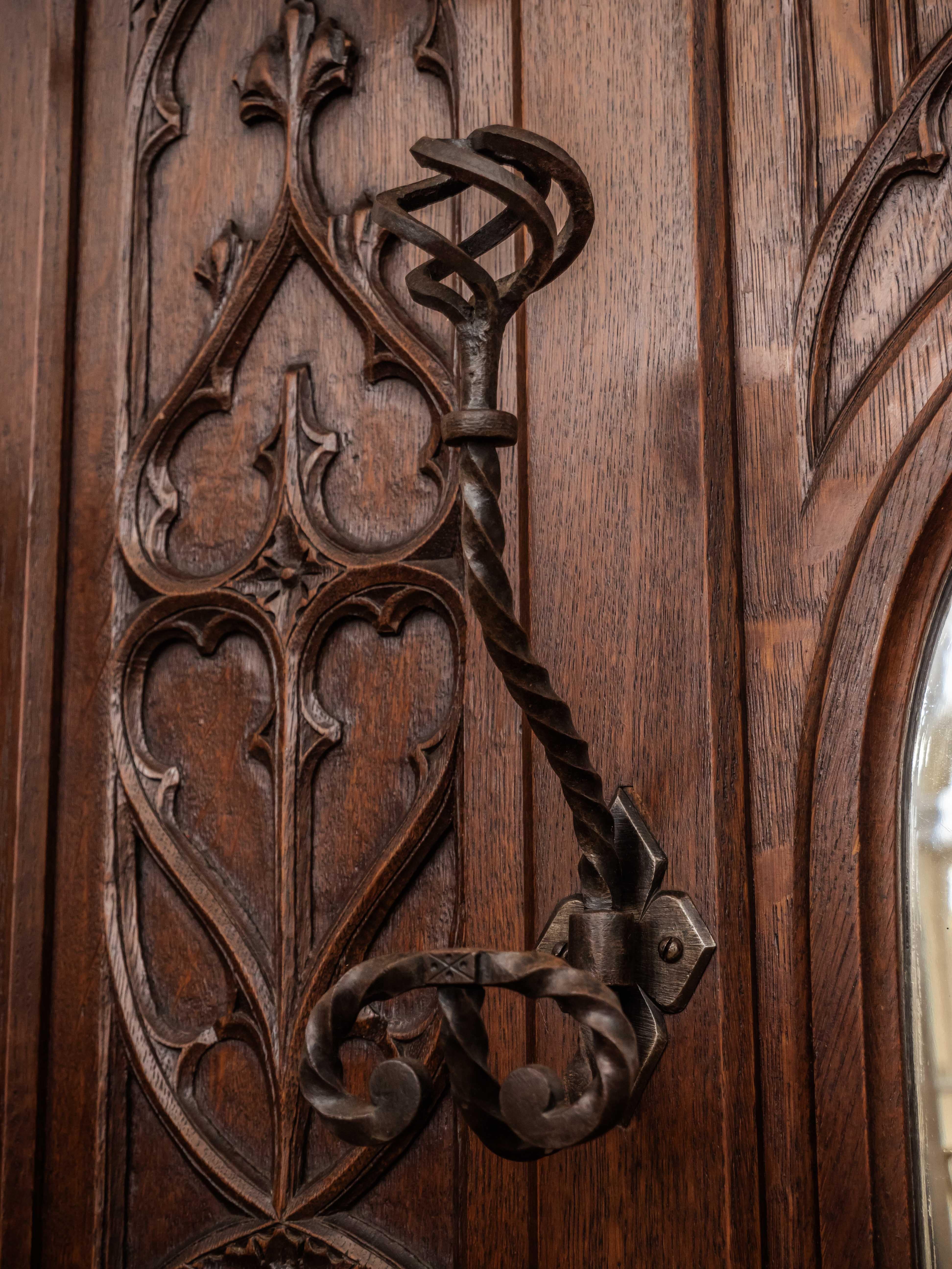 Antique Neo-Gothic wall hanging with bench For Sale 5