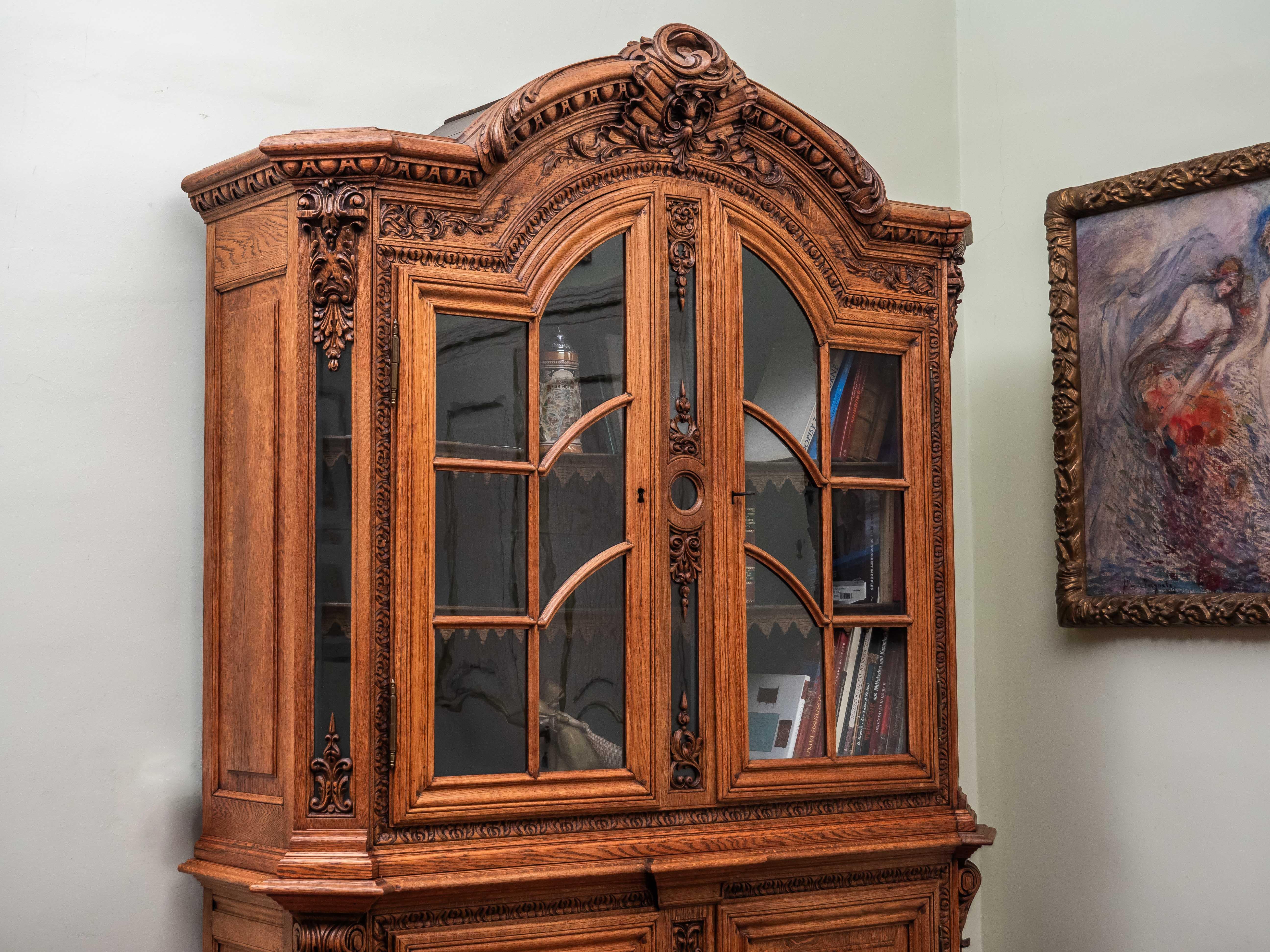 French Antique Neo-Rococo bookcase / sideboard oak For Sale