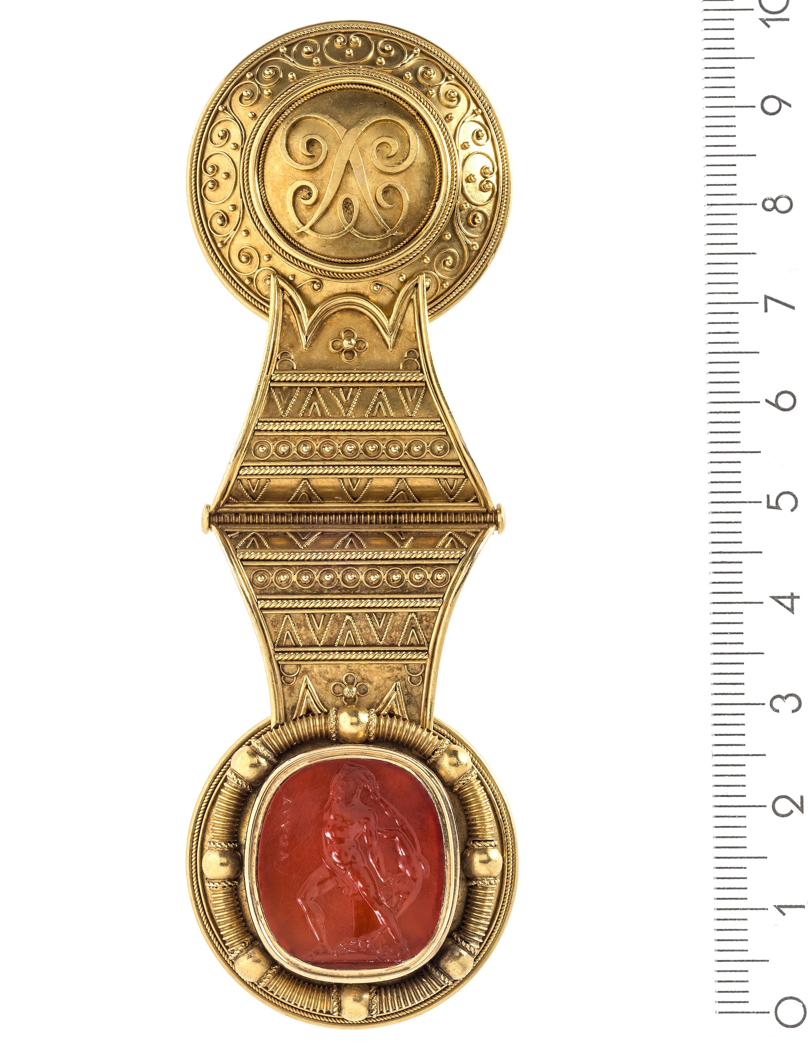 Antique médaillon néo-archéologique Bulla Carnelian entaglio Granulation Unisexe en vente