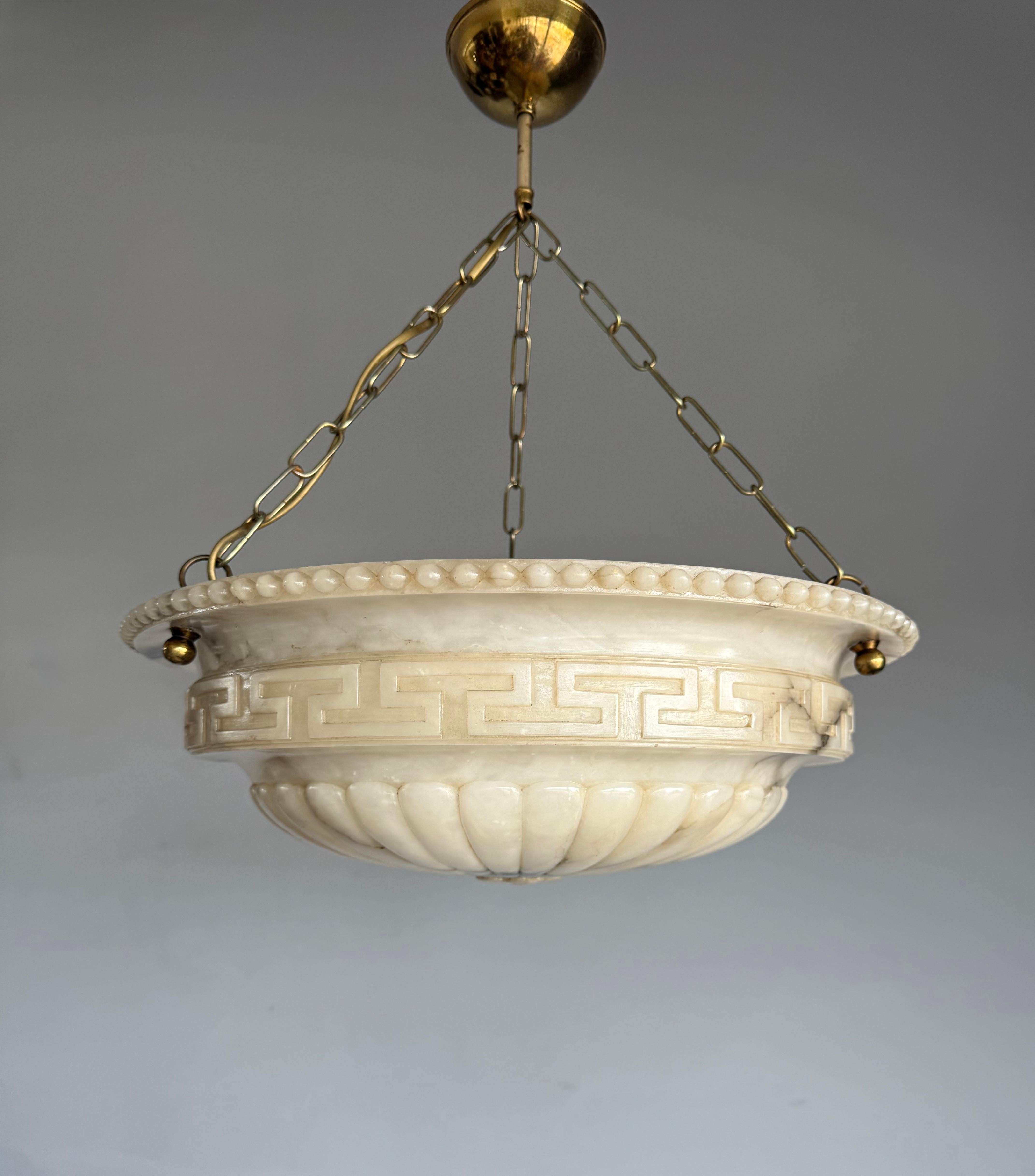 Antique Neoclassical Alabaster Pendant Light w. Greek Key Detailing, circa 1920. In Good Condition For Sale In Lisse, NL