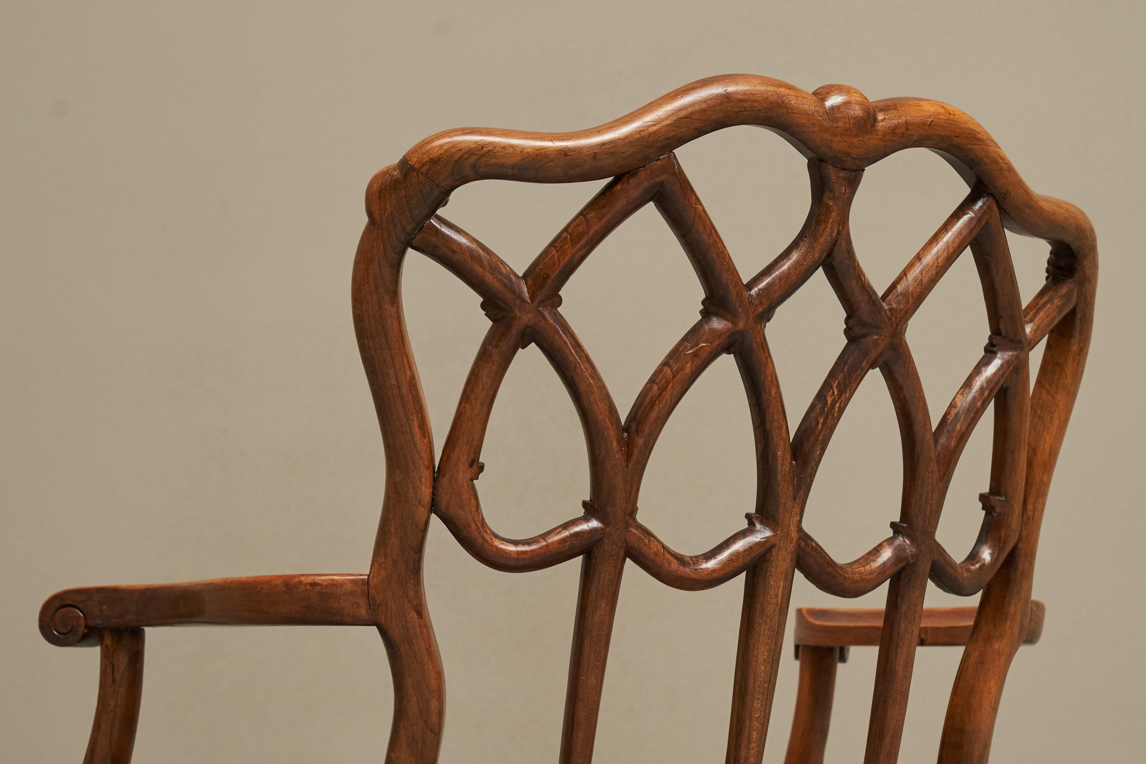 Antiguo Sillón Neoclásico de Madera y Terciopelo Finales del Siglo XIX en venta 3