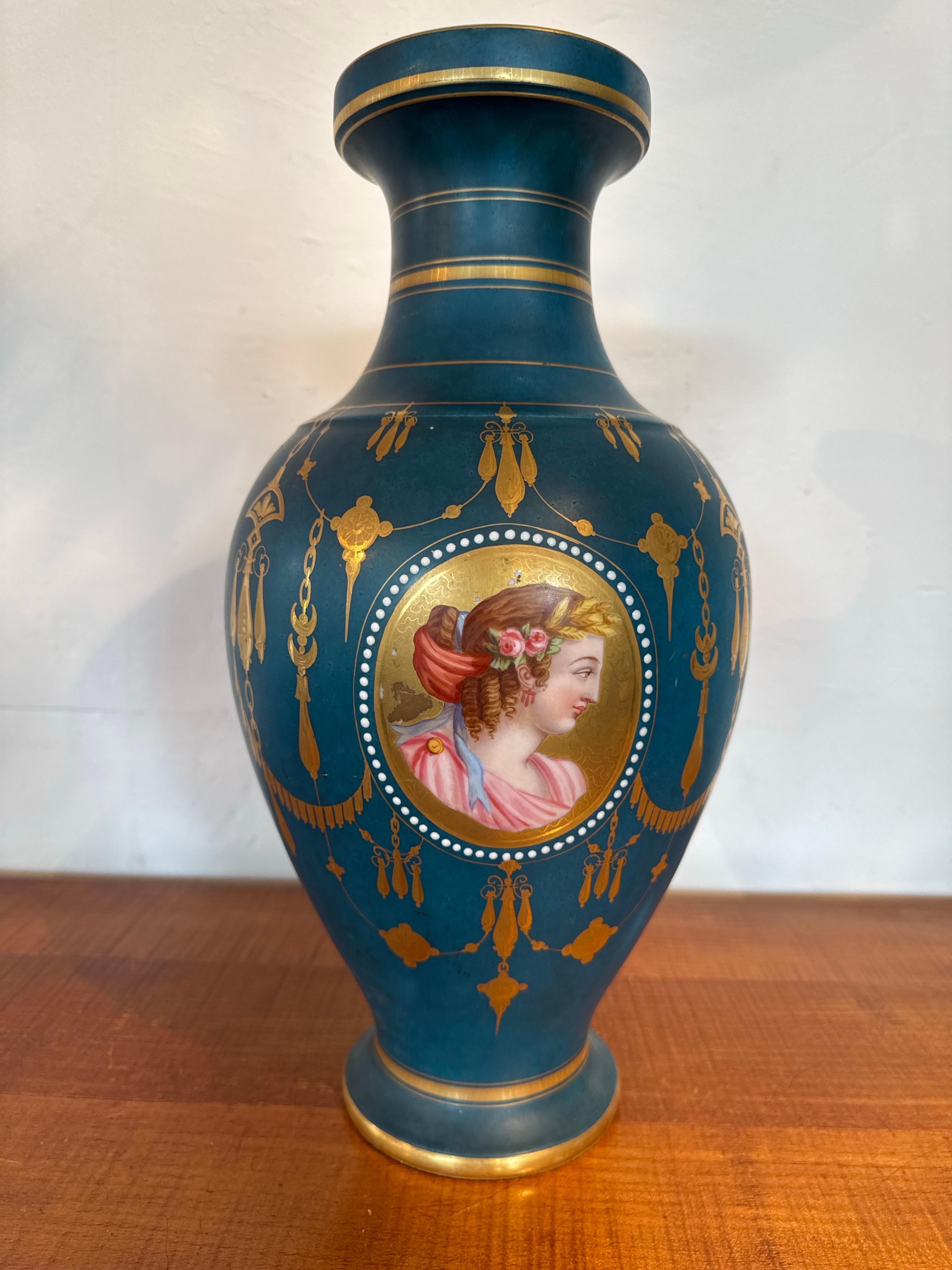 Early 20th Century Antique Neoclassical Blue, Gilt Porcelain de Sèvres Vase, France For Sale