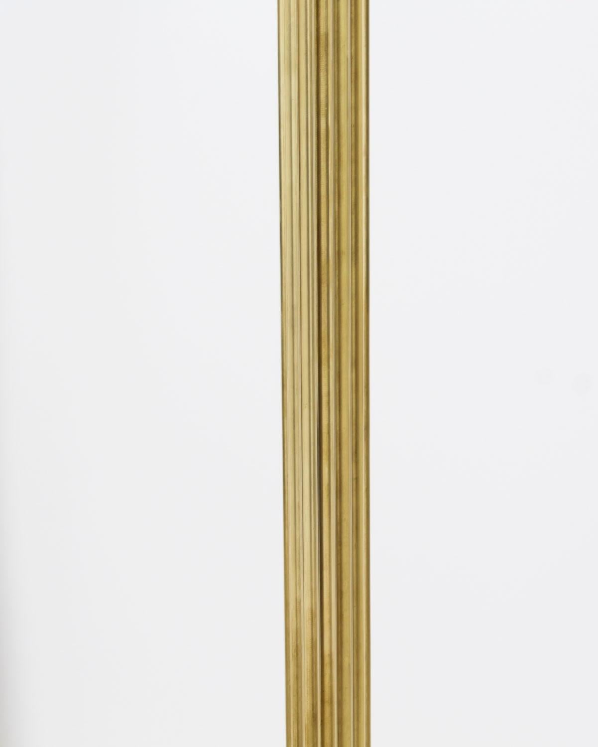 Antique Neoclassical Brass Corinthian Column Standard Lamp 19th Century For Sale 1