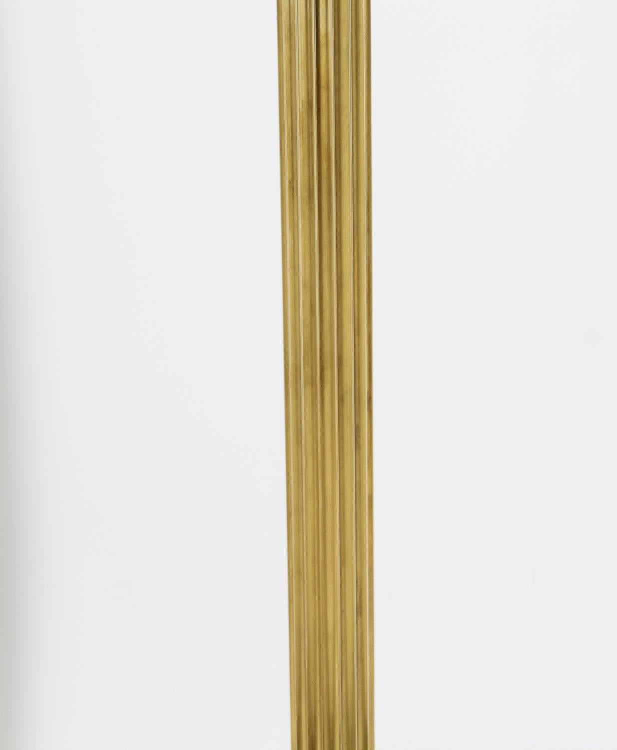 Antique Neoclassical Brass Corinthian Column Standard Lamp 19th Century For Sale 2