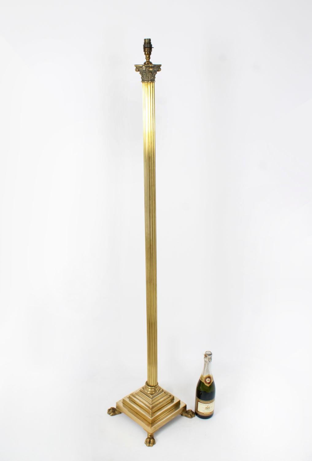 Antique Neoclassical Brass Corinthian Column Standard Lamp 19th Century For Sale 6
