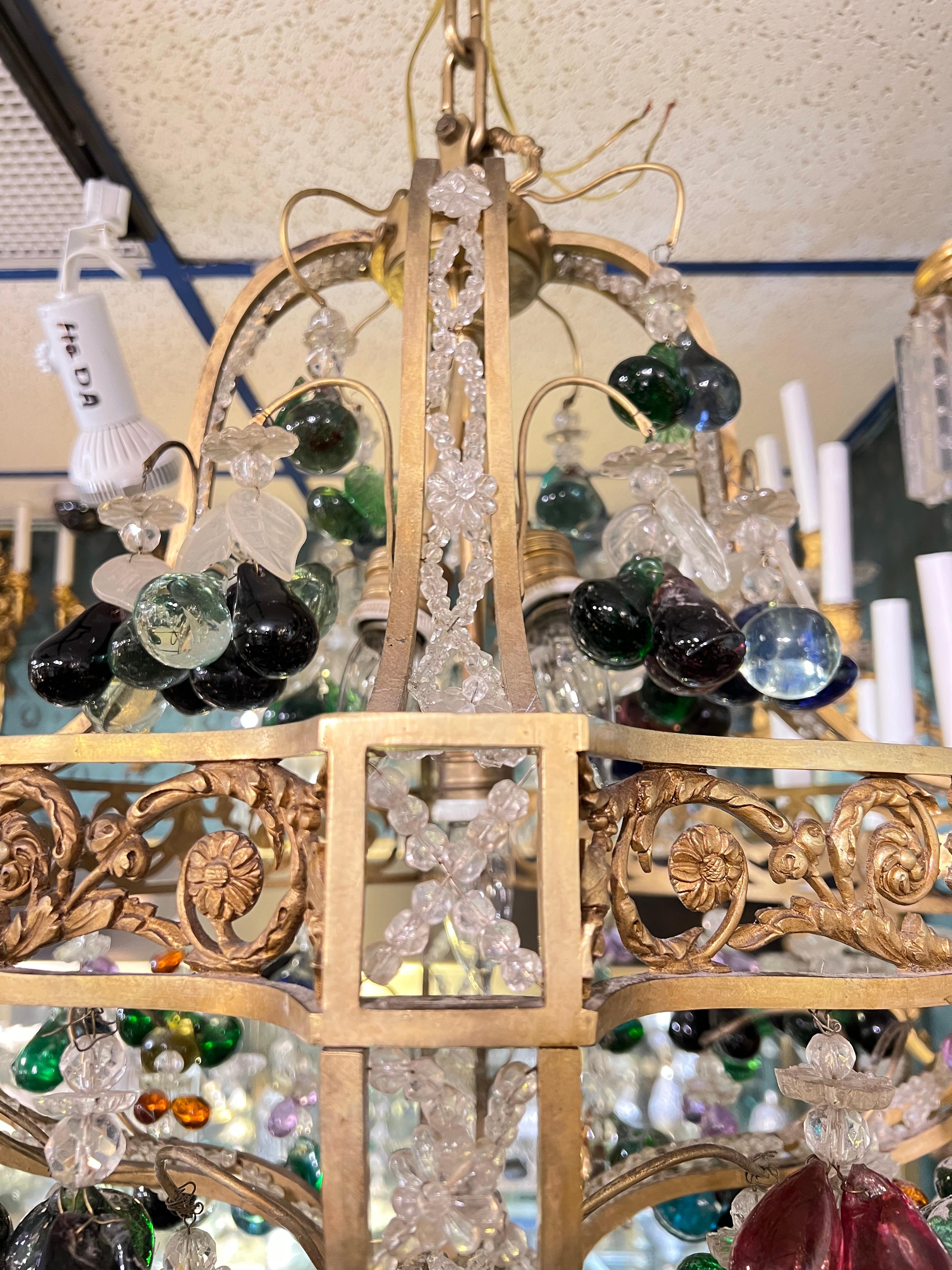 Antique Neoclassical Bronze Chandelier with Colorful Fruit Pendants im Angebot 3