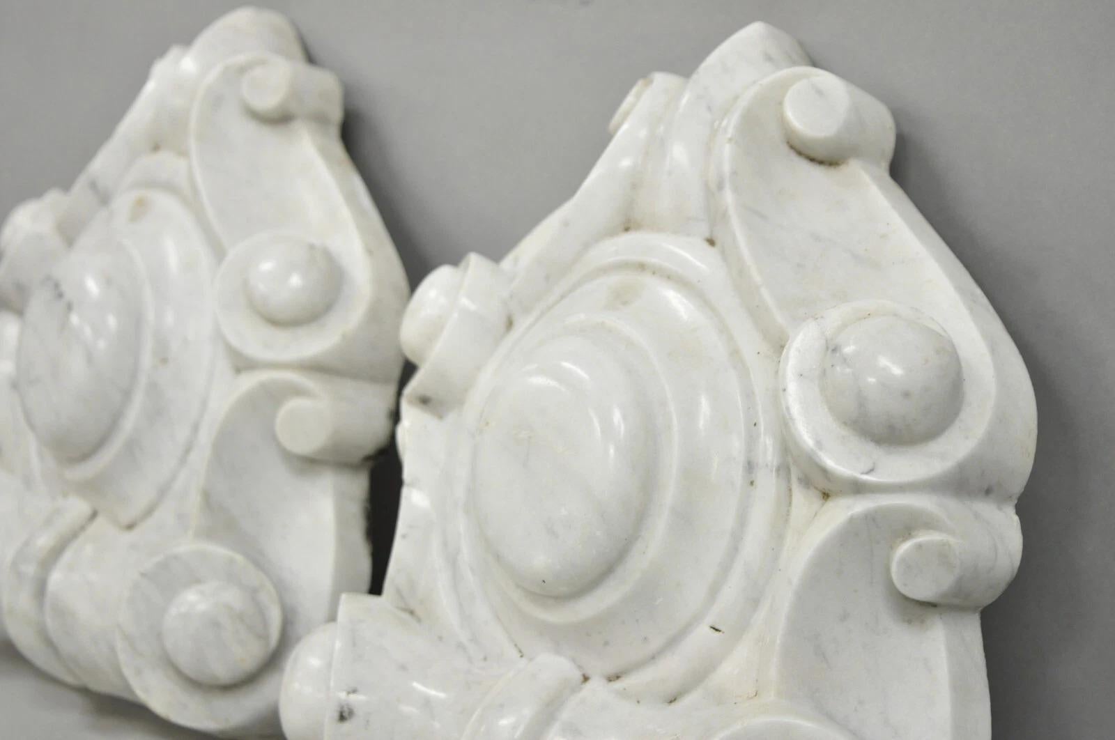 Antique Neoclassical Carved Marble Mantel Keystone Architectural Element - Pair For Sale 4