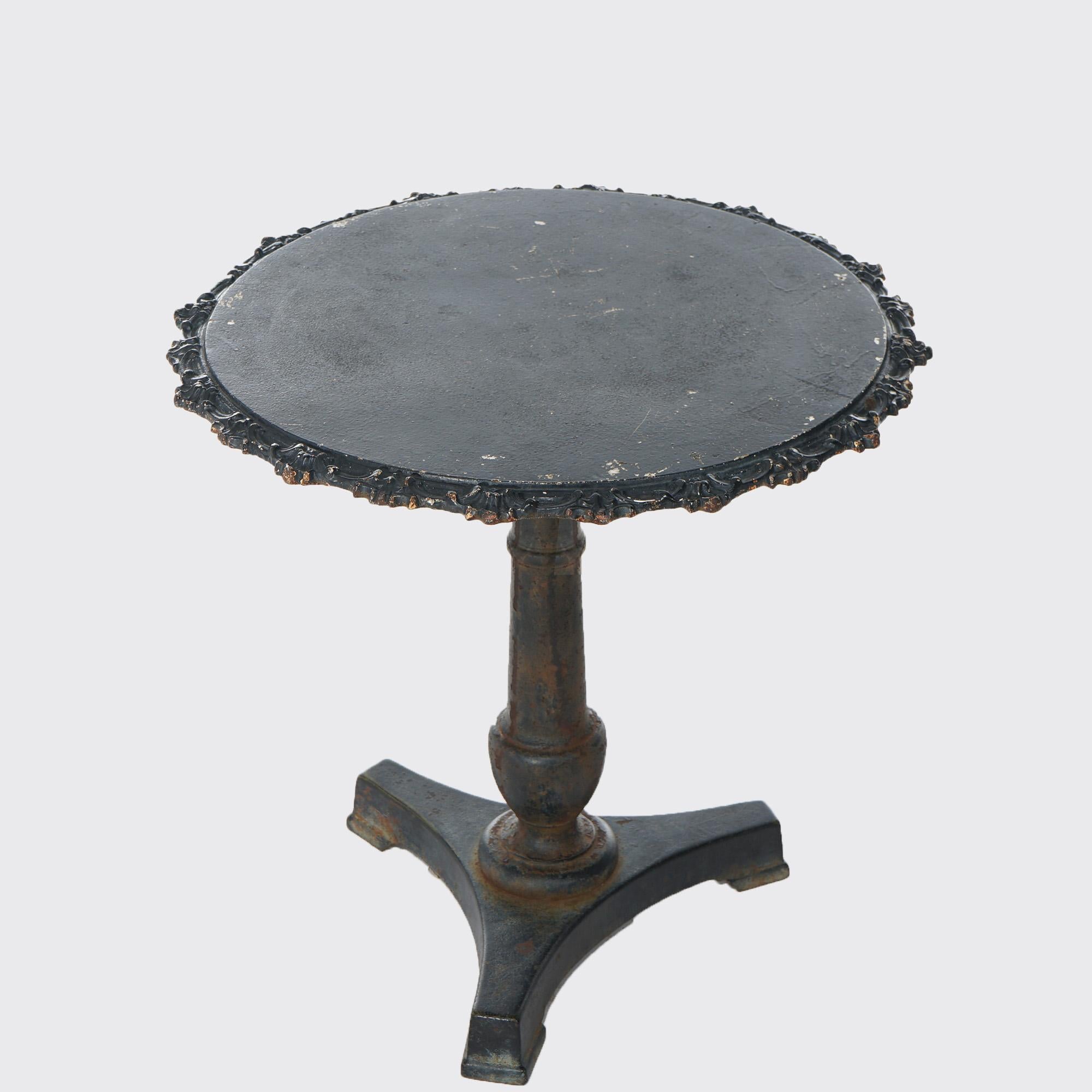 Antique Neoclassical Cast Iron Café Garden Table by Rudy Groeger Foundry 19thC For Sale 3
