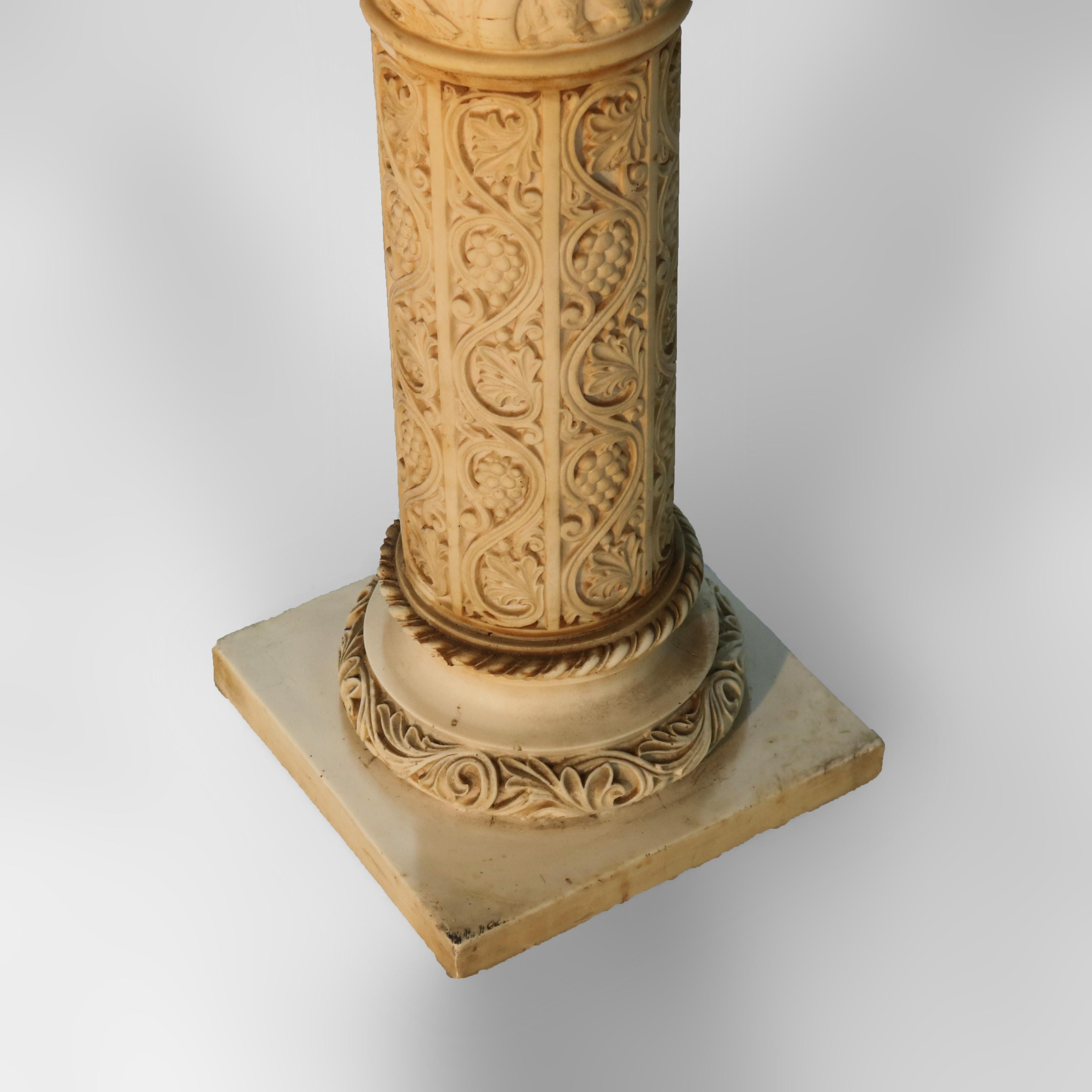 Antico supporto per scultura di scene di genere in stile neoclassico corinzio, resina, C1930 in vendita 5