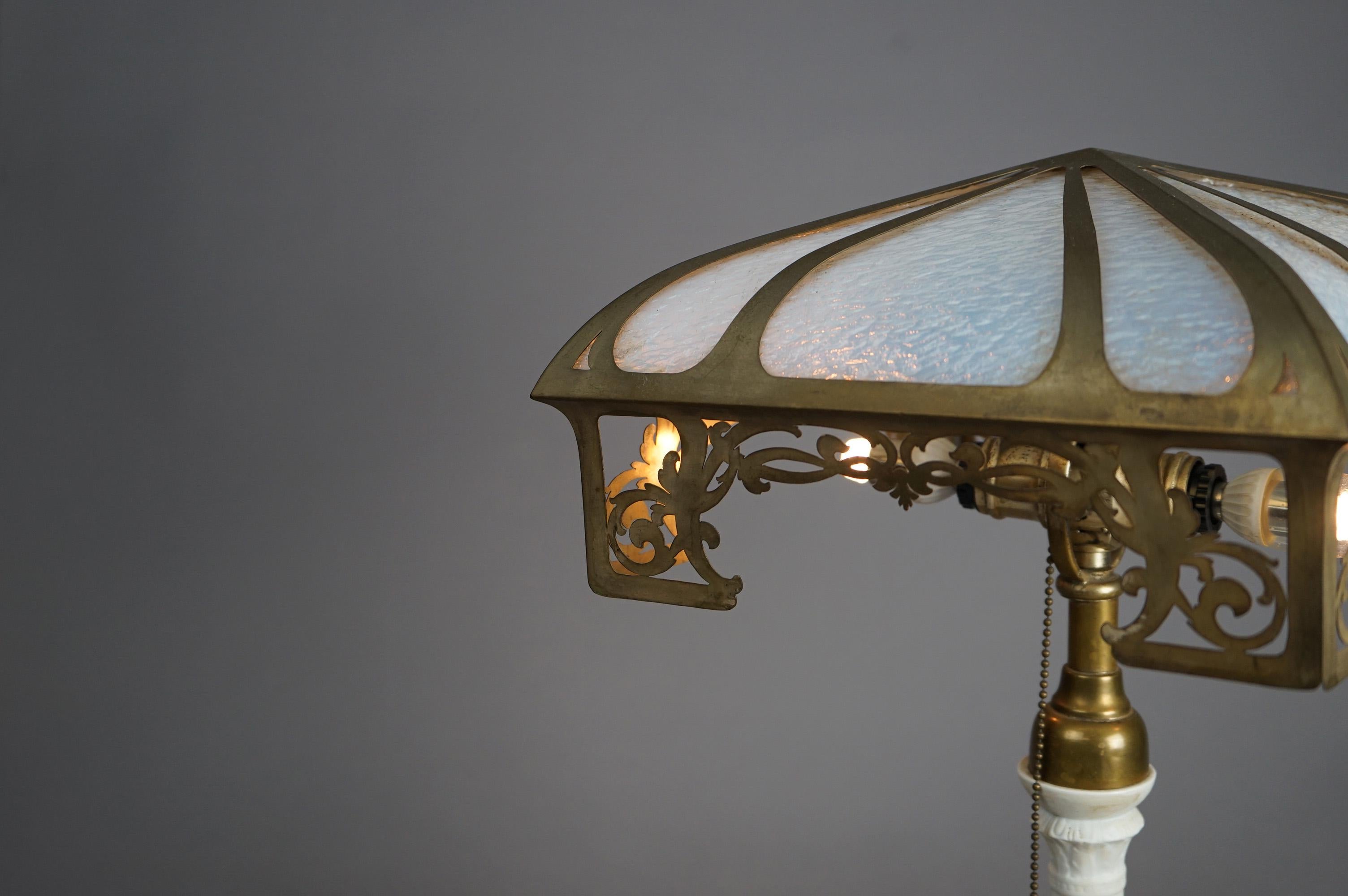 Antique Neoclassical Figural Cherub Parian Porcelain & Slag Glass Lamp C1920 1