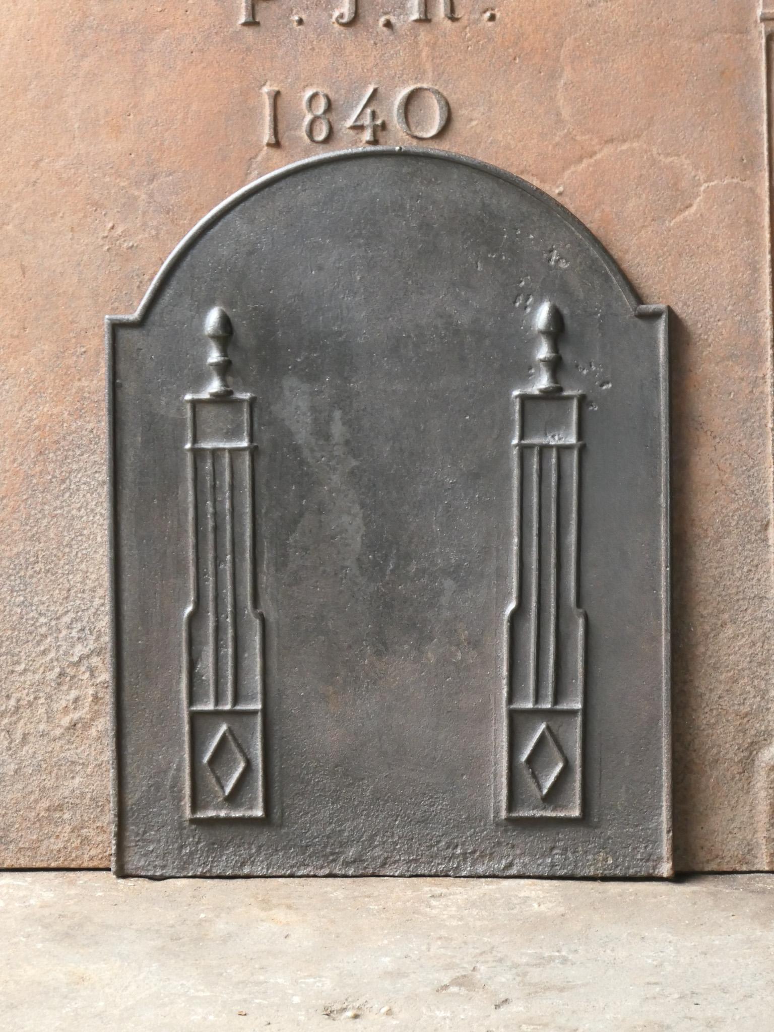 Moulage Plaque de cheminée néoclassique française ancienne Pillars of Freedom en vente