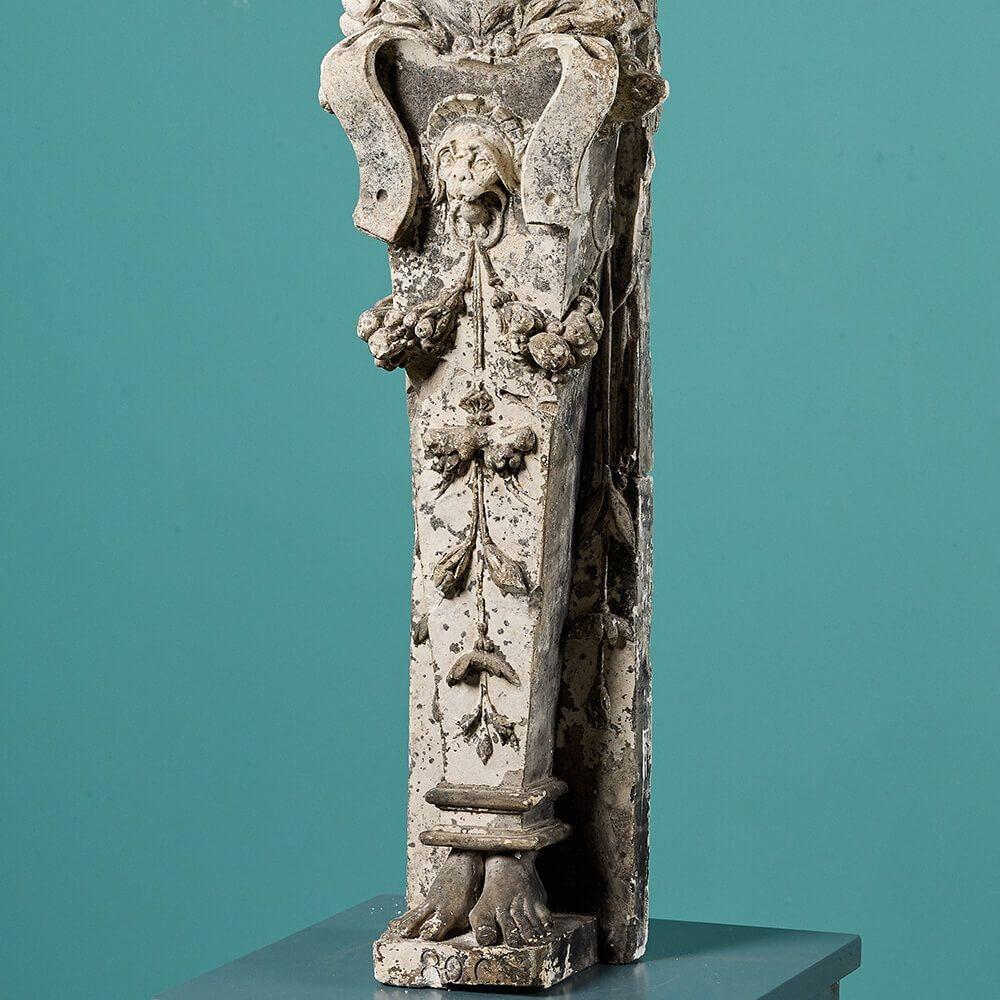 Anglais Statue néoclassique ancienne en plâtre Grotesque en forme d'hermère en vente