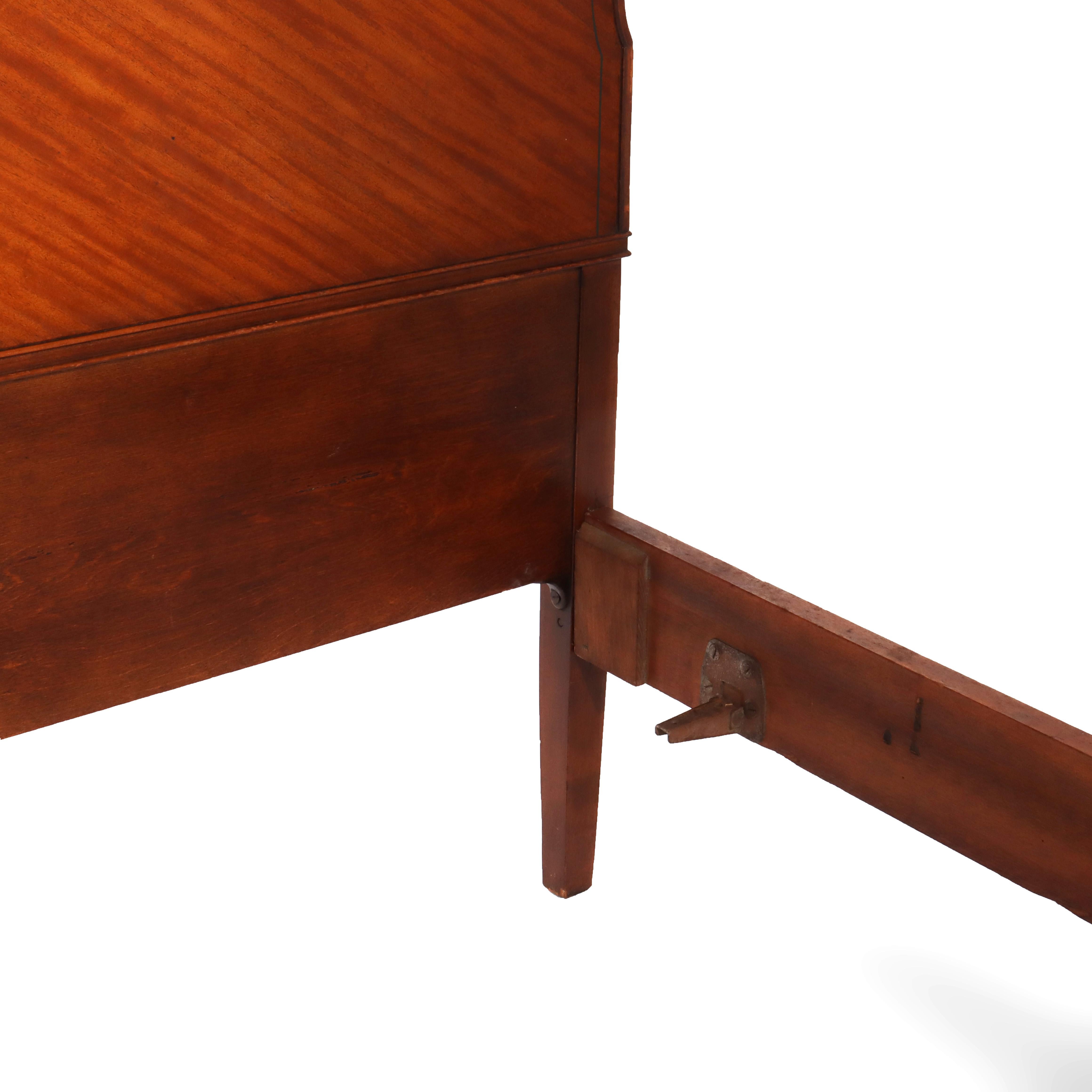 Antico letto matrimoniale neoclassico in legno di raso con volute dipinte a mano c1930 in vendita 1