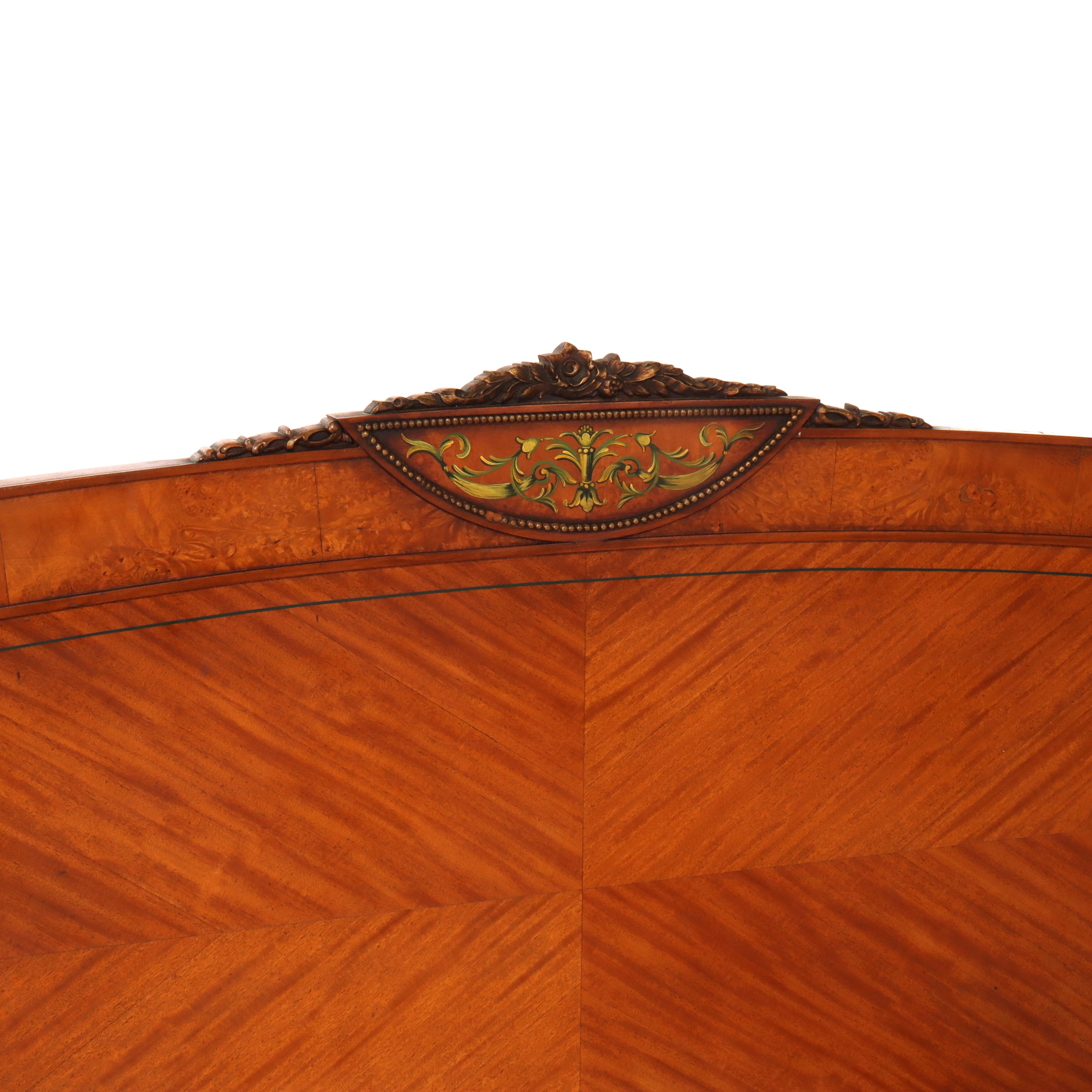 Antico letto matrimoniale neoclassico in legno di raso con volute dipinte a mano c1930 in vendita 2