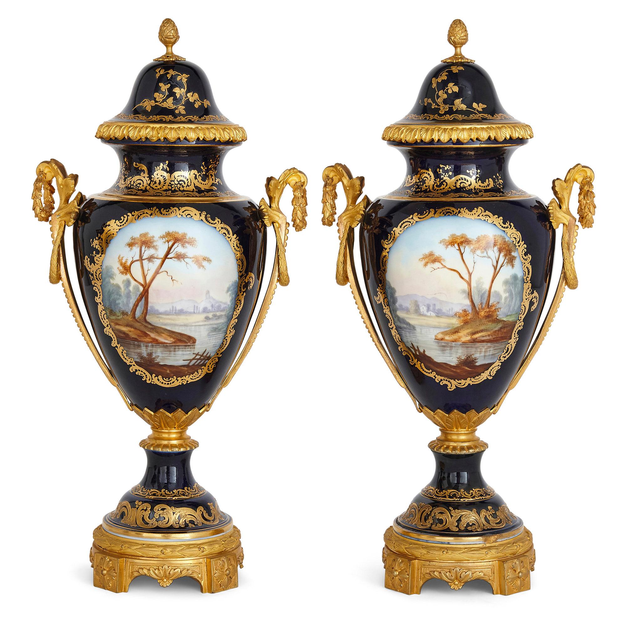 Antico giardino e vasi in stile neoclassico di Sèvres in porcellana e bronzo dorato In condizioni buone in vendita a London, GB
