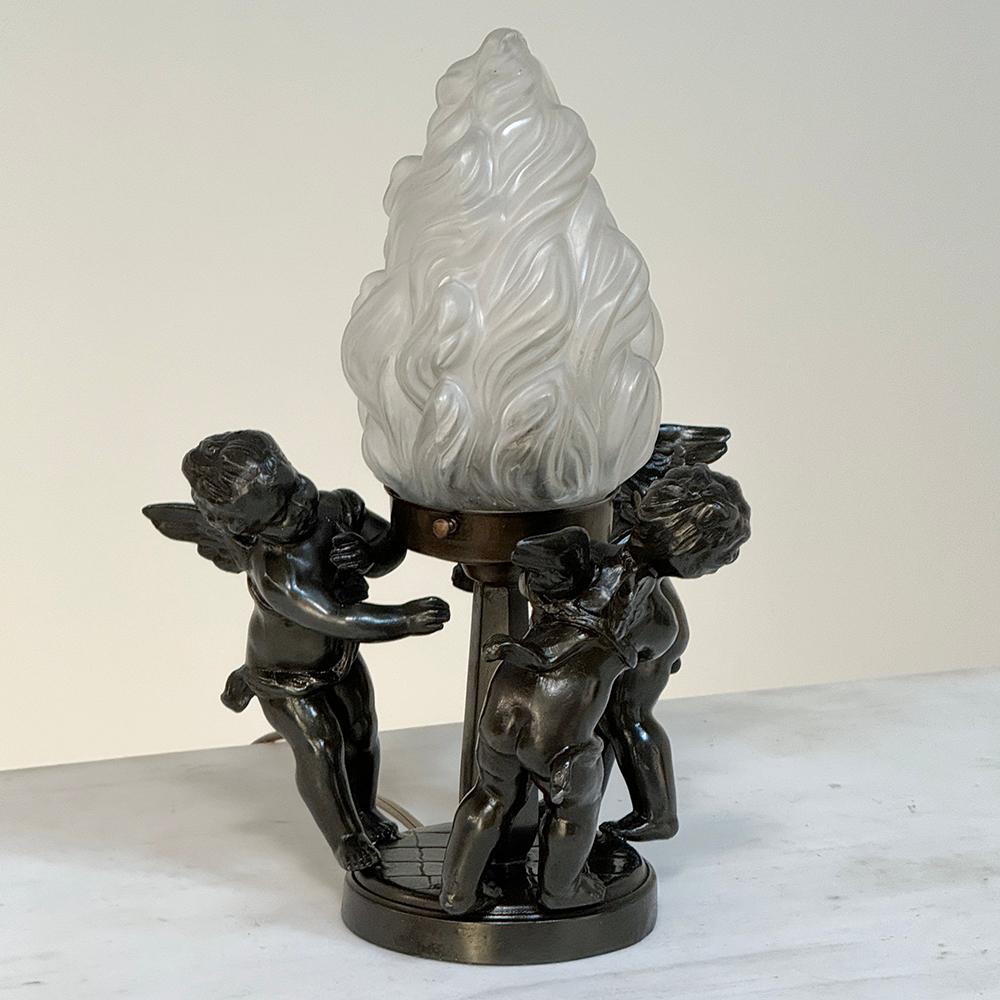 Antike neoklassizistische Zinn-Tischlampe ~ Girandole mit Bronze-Finish (Belgisch) im Angebot
