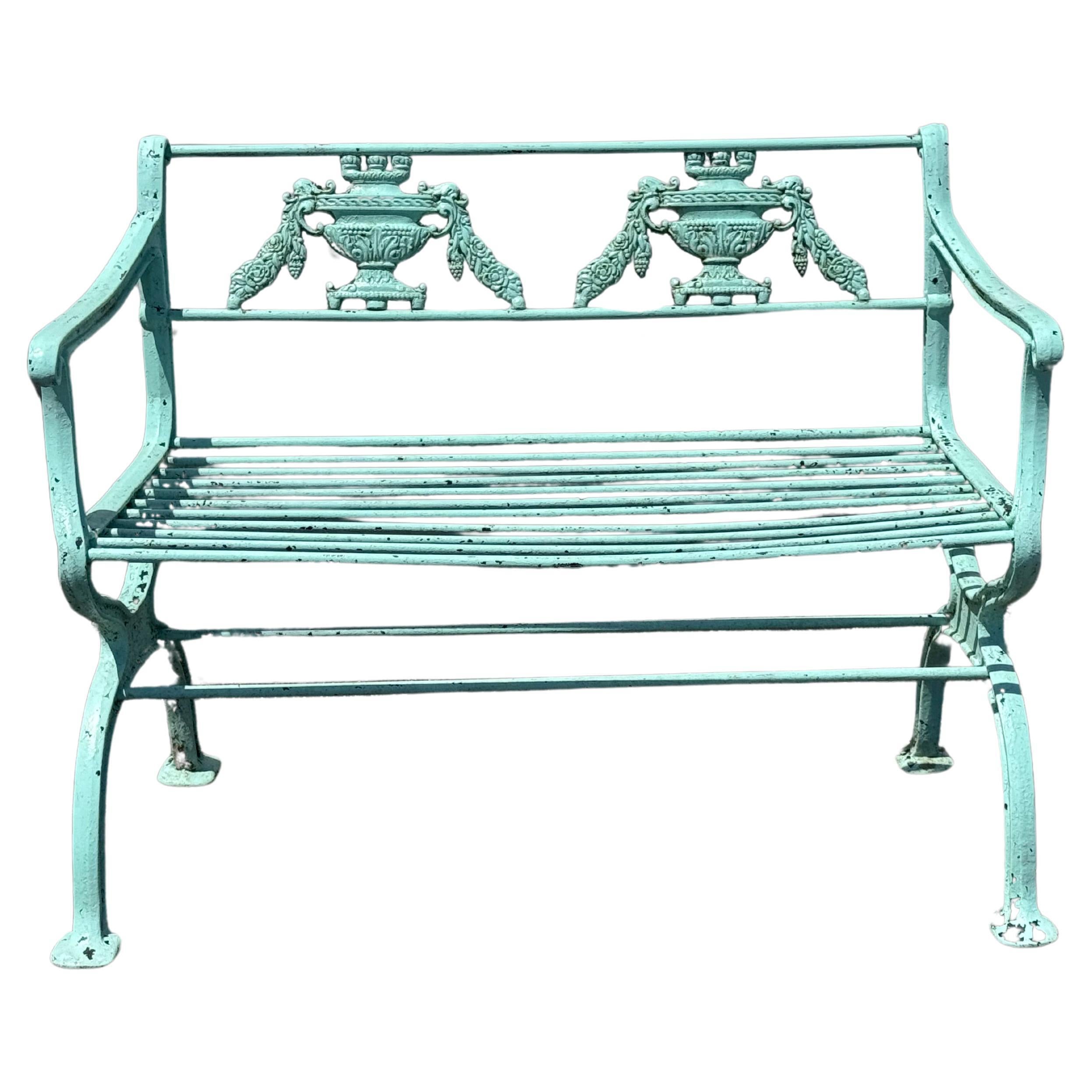 Antiguos Bancos de Aluminio Fundido de Estilo Neoclásico para Patio de Jardín con Motivo de Urna - Verde