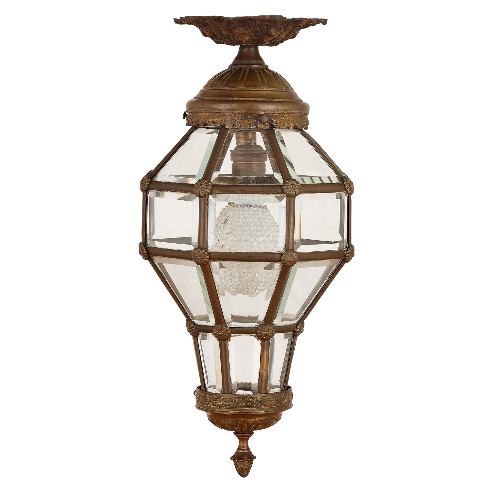 Lanterne de style néoclassique ancien en verre et bronze doré en vente