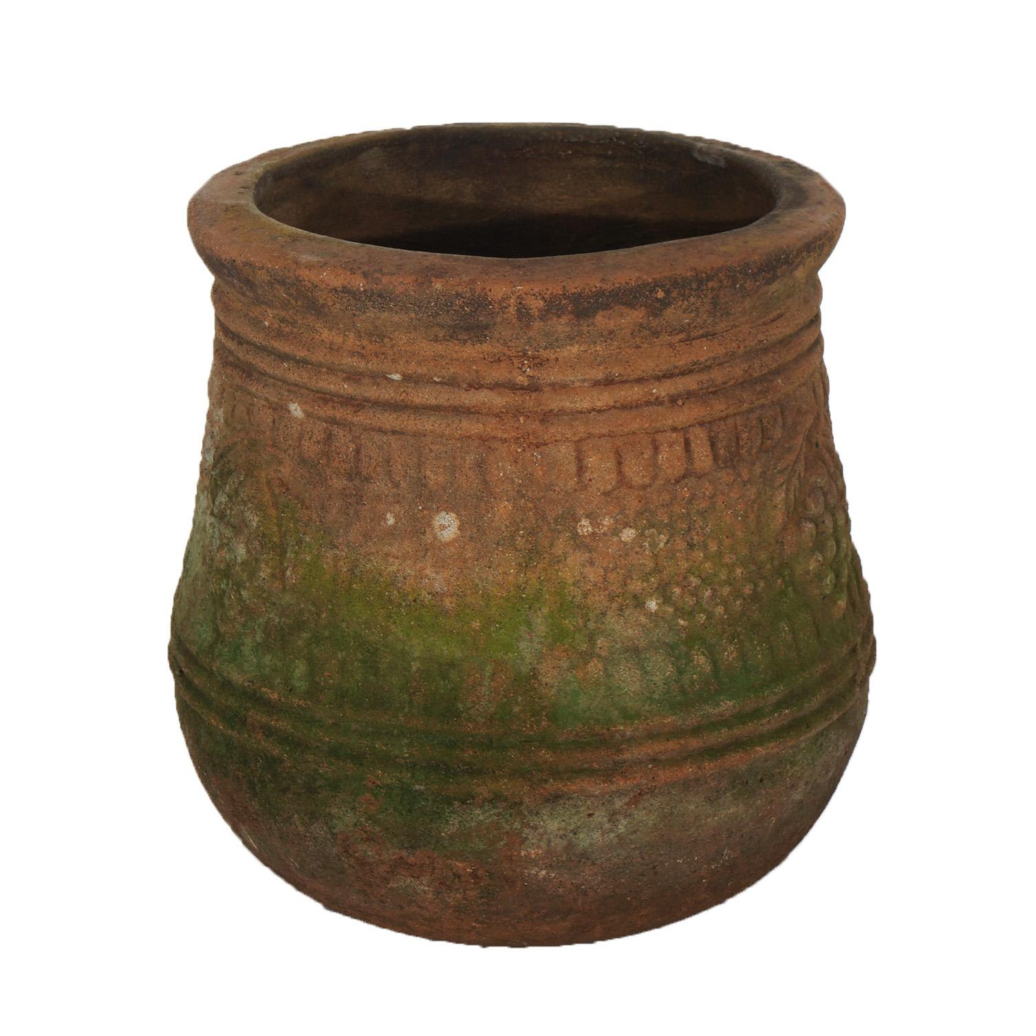 Antique Neoclassical Terra Cotta Garden Urn Patio Planter C1910 In Good Condition For Sale In Big Flats, NY