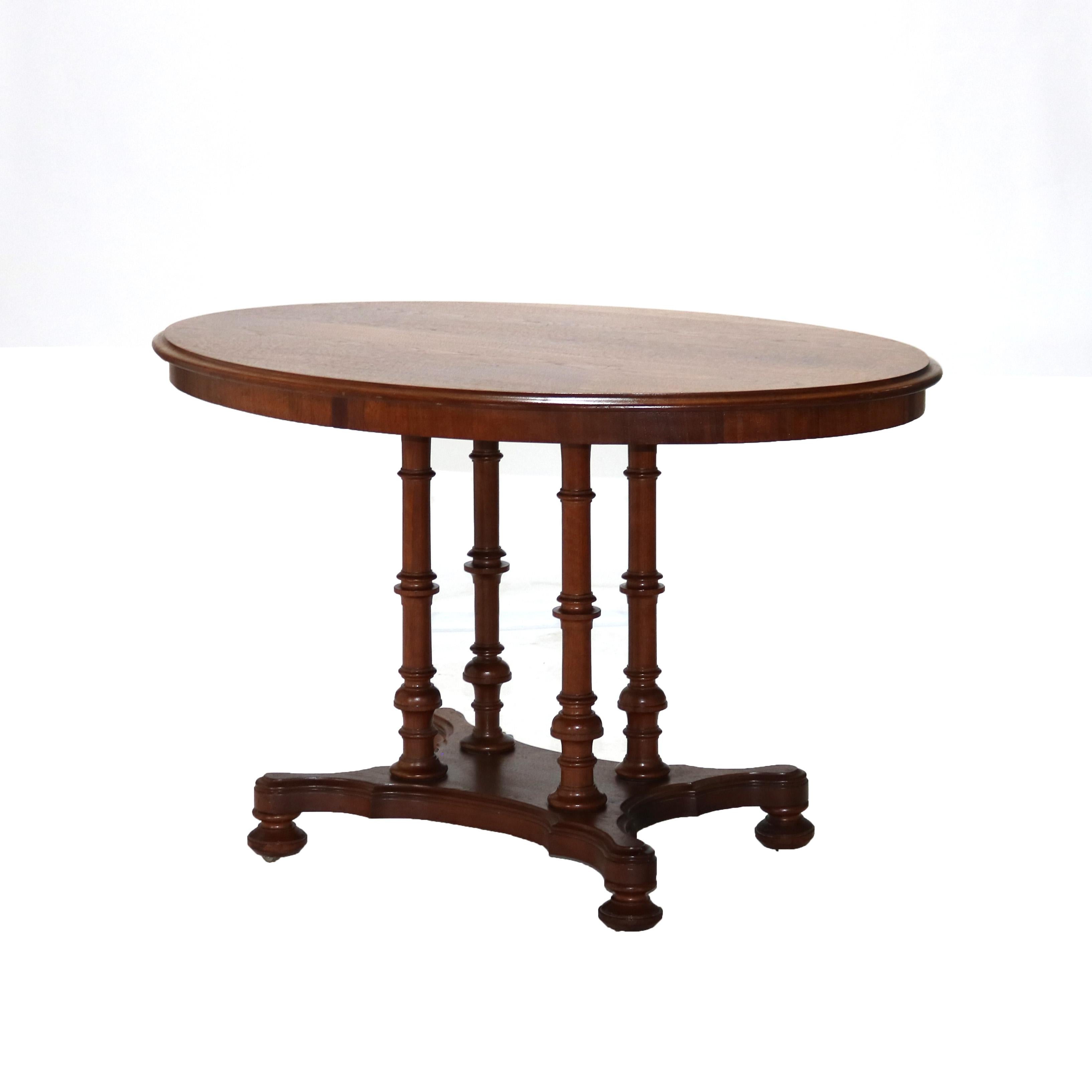 Table centrale ancienne néoclassique en noyer avec base à colonnes tournées C1900 Bon état - En vente à Big Flats, NY