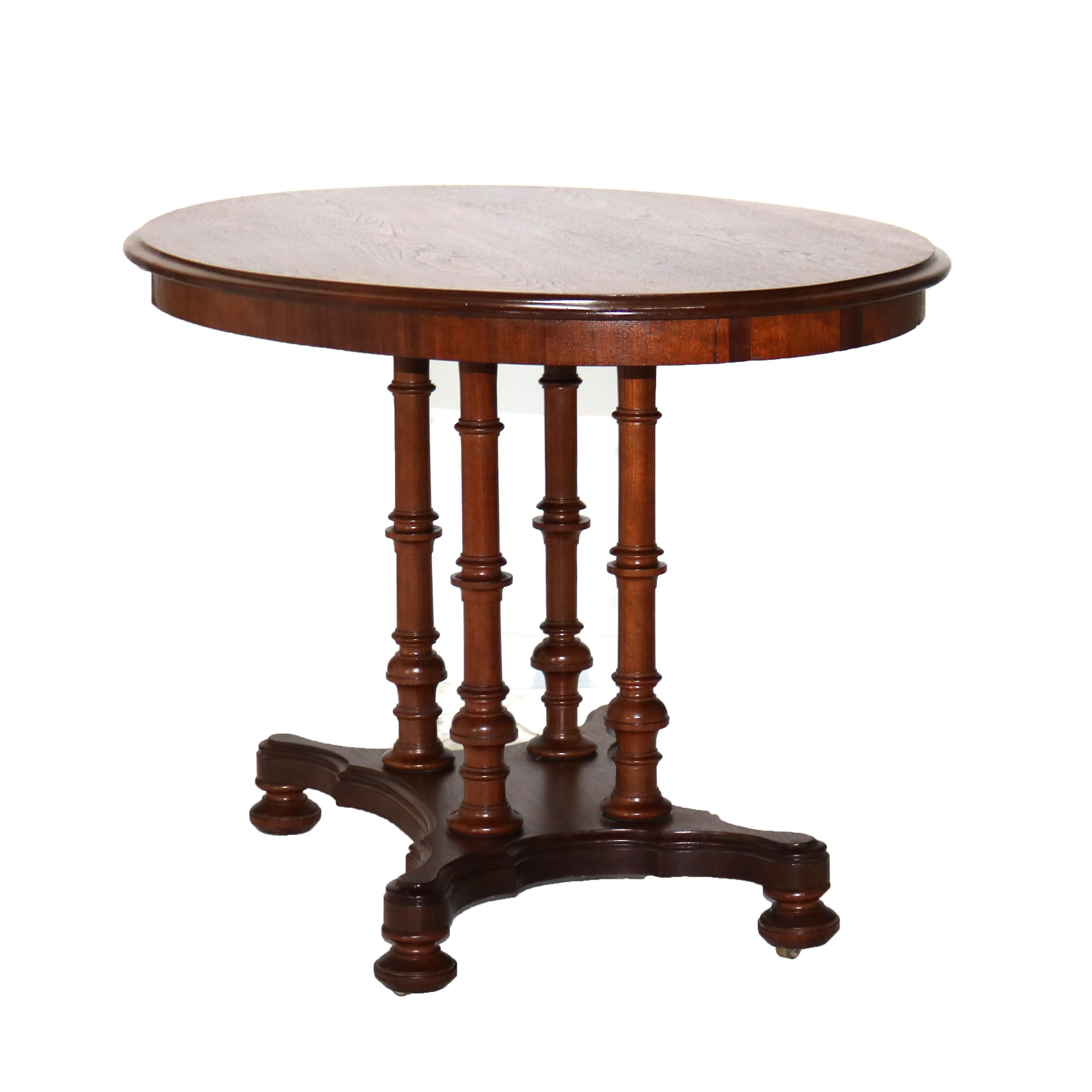 Table centrale ancienne néoclassique en noyer avec base à colonnes tournées C1900 en vente 1