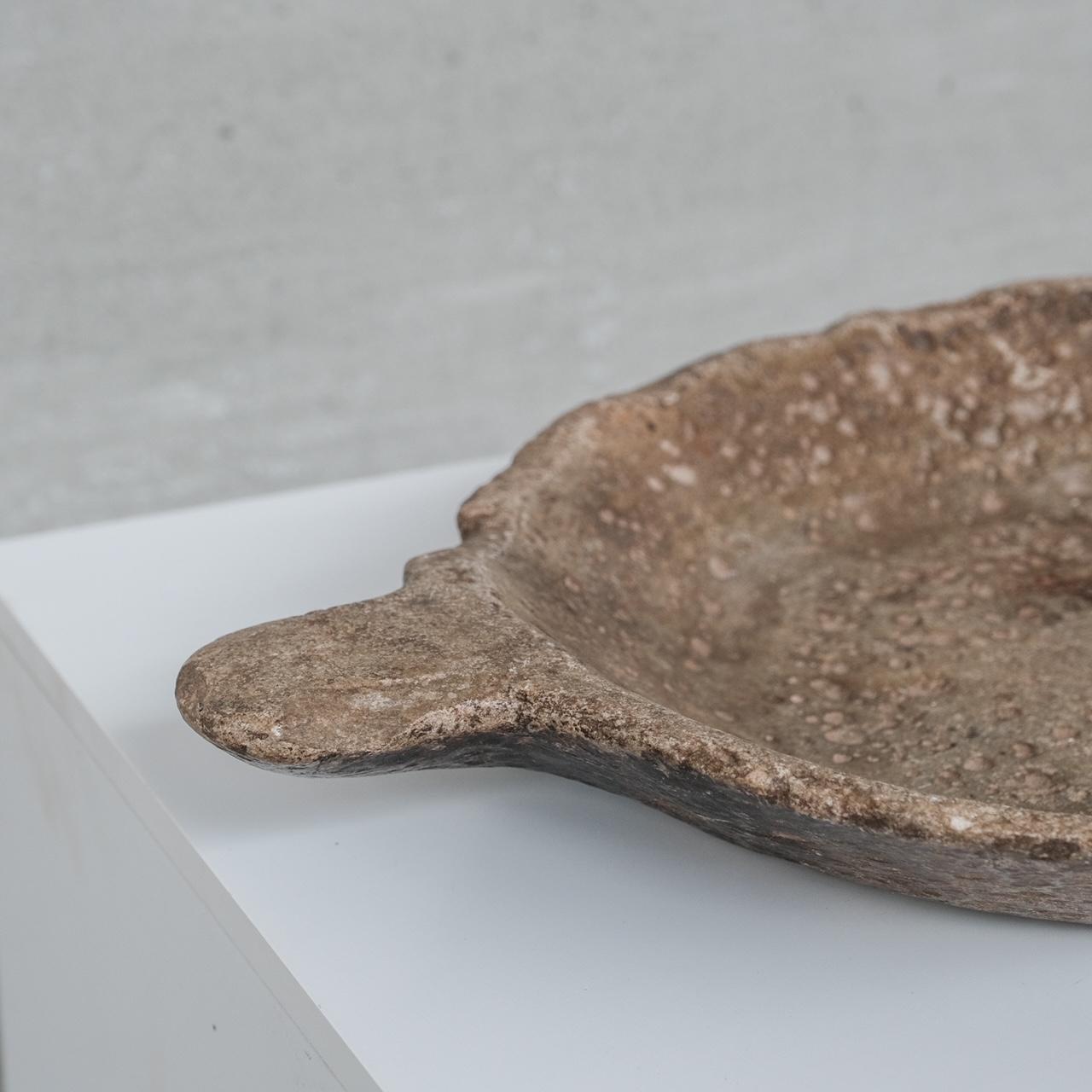 Antiguo cuenco/plato de piedra primitivo nepalí en venta 1