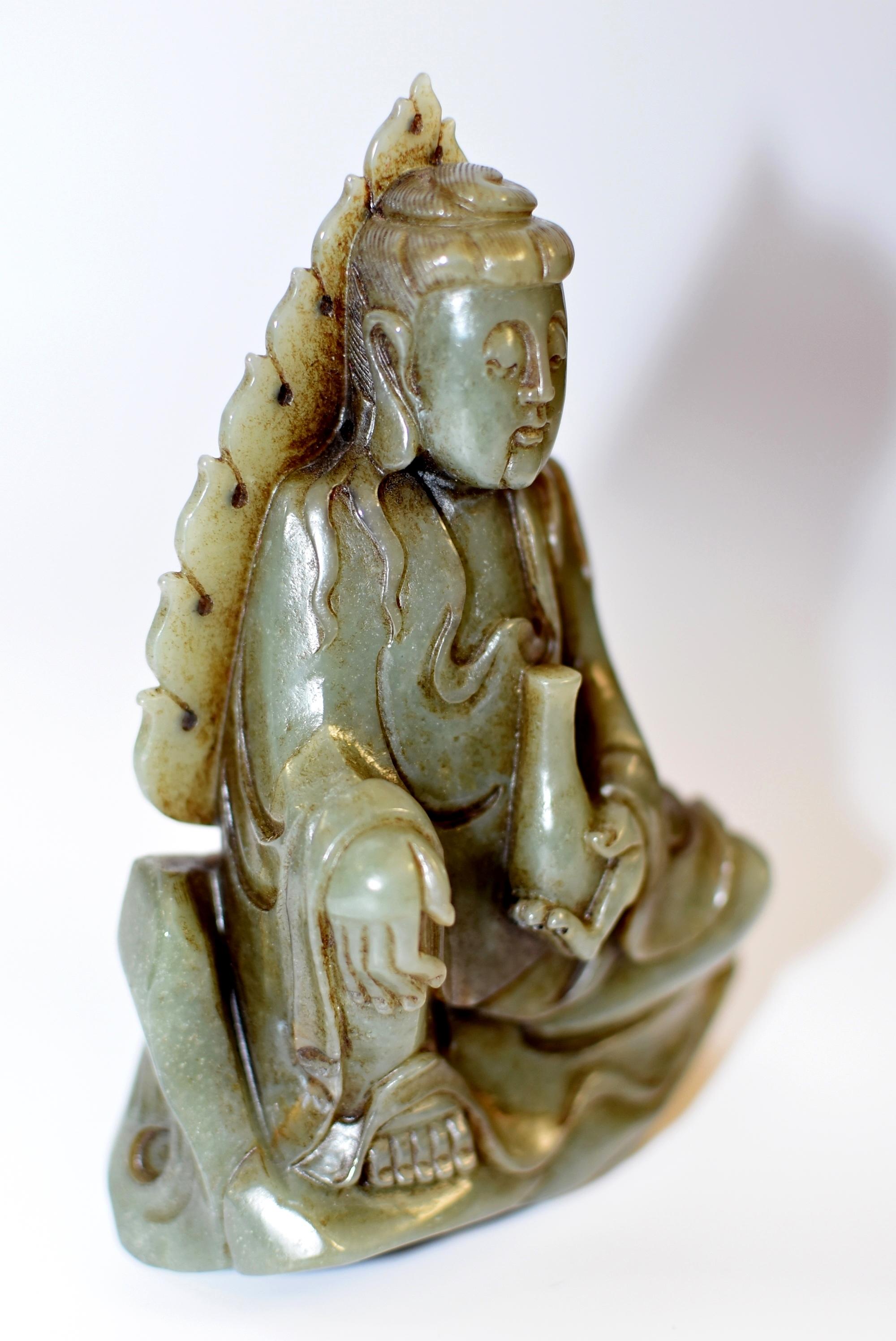 19th Century Antique Nephrite Jade Buddha Statue Qing Dynasty For Sale