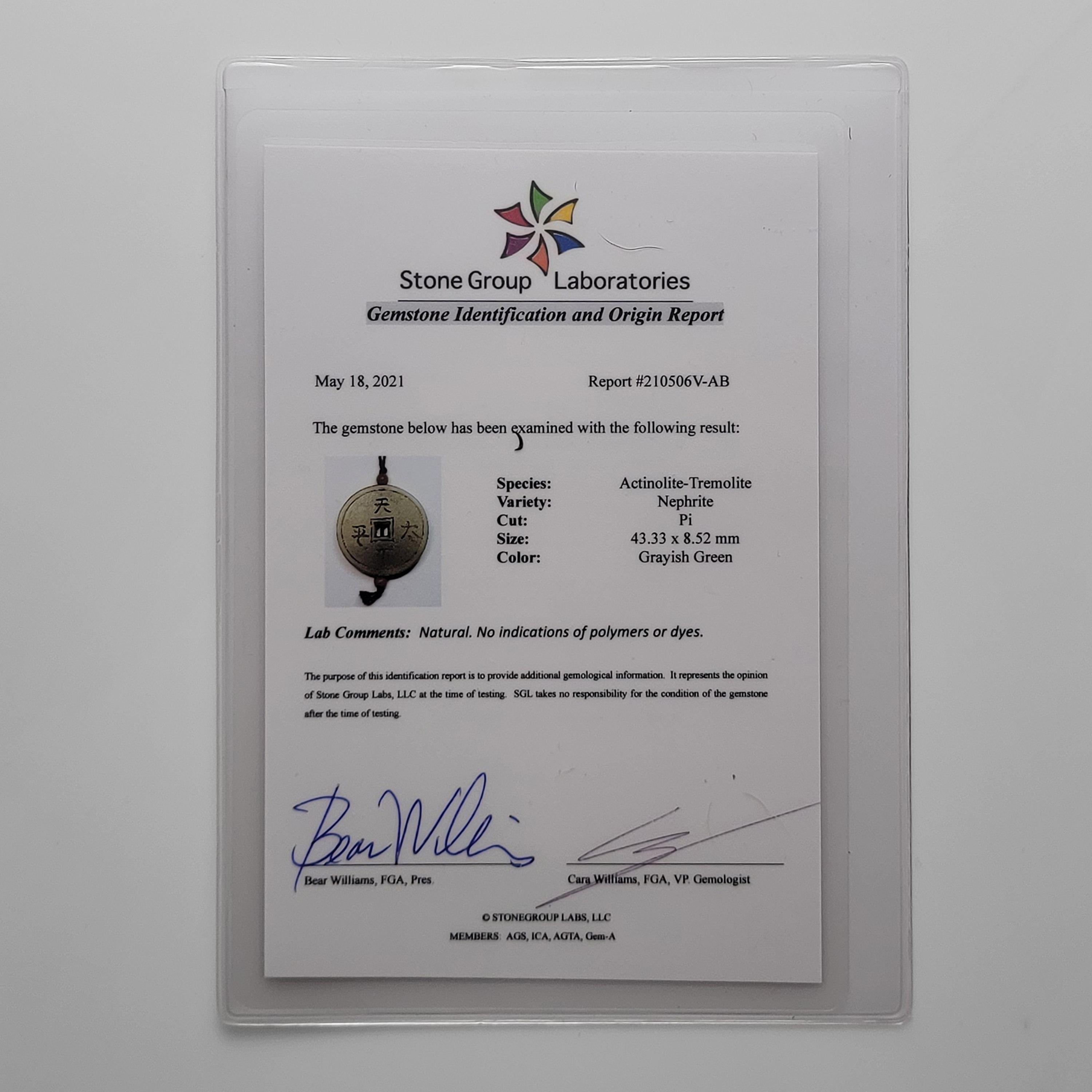 Pendentif ancien en néphrite certifié non traité de la période Qing en vente 2