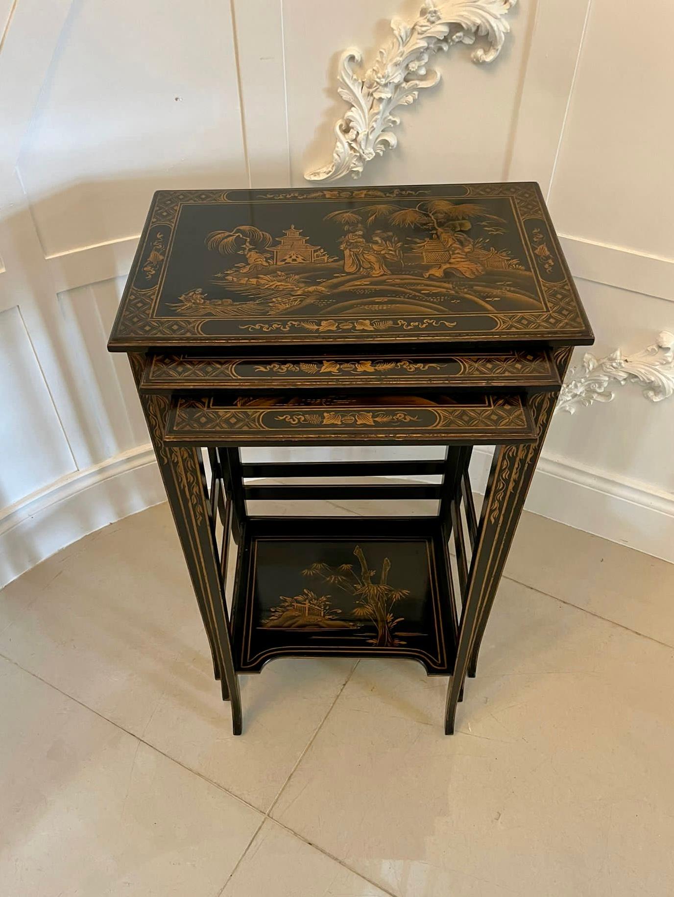Antique Nest of 3 Quality Chinoiserie Decorated Tables In Good Condition In Suffolk, GB