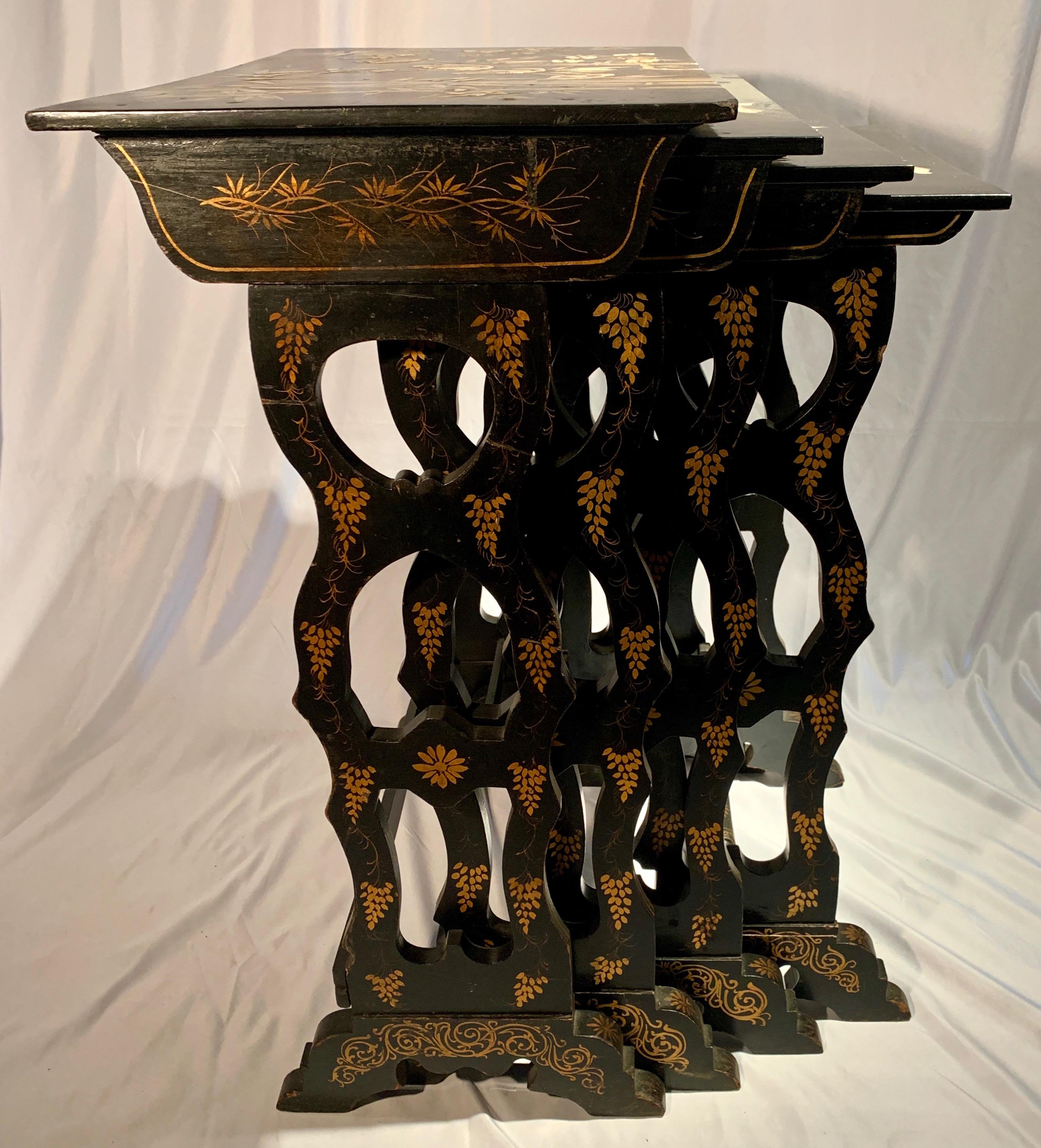 English Antique Nest of Lacquered Tables in the Chinoiserie Style For Sale