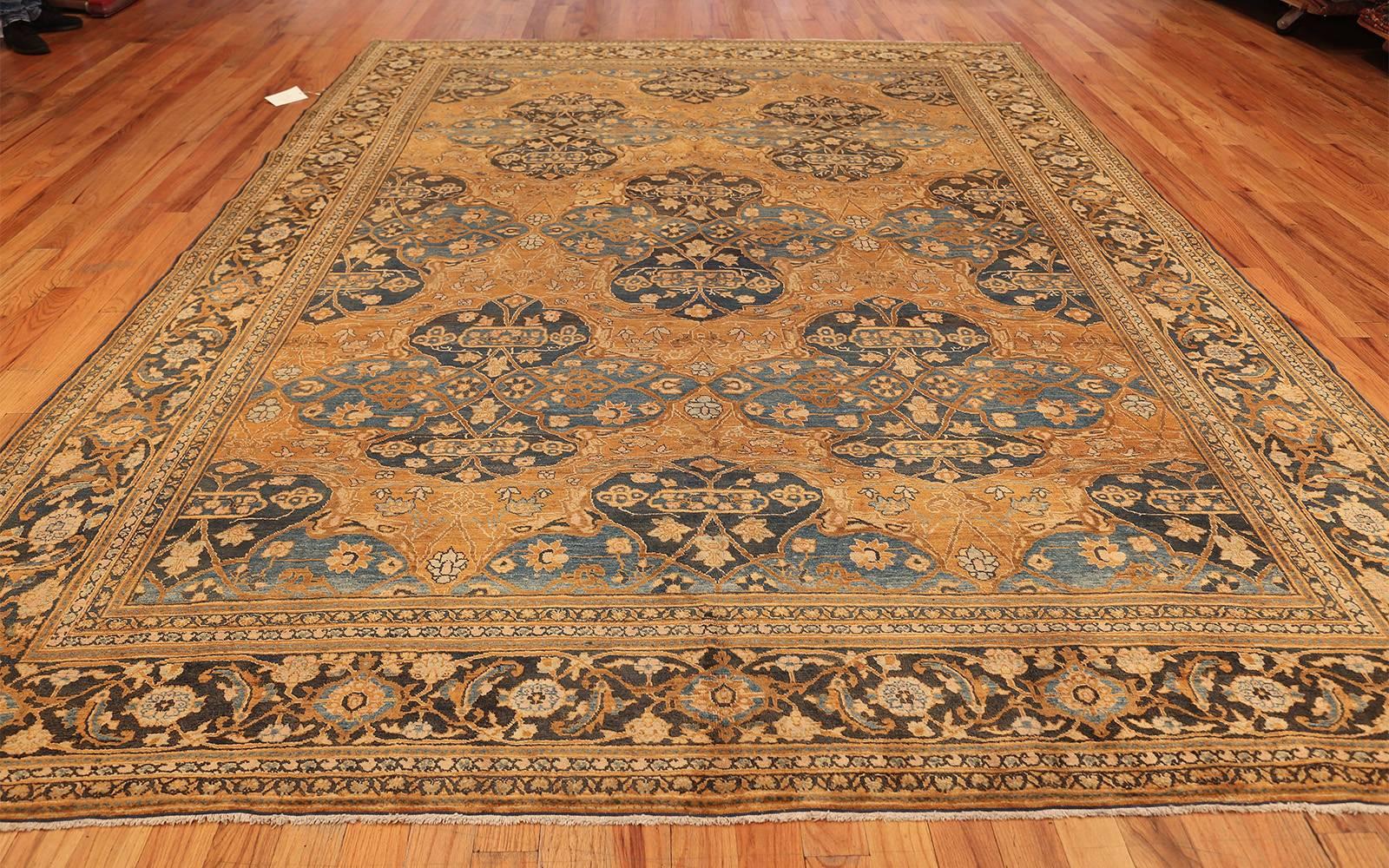 Hand-Knotted Antique Persian Khorassan Rug. 9 ft x 12 ft 5 in For Sale